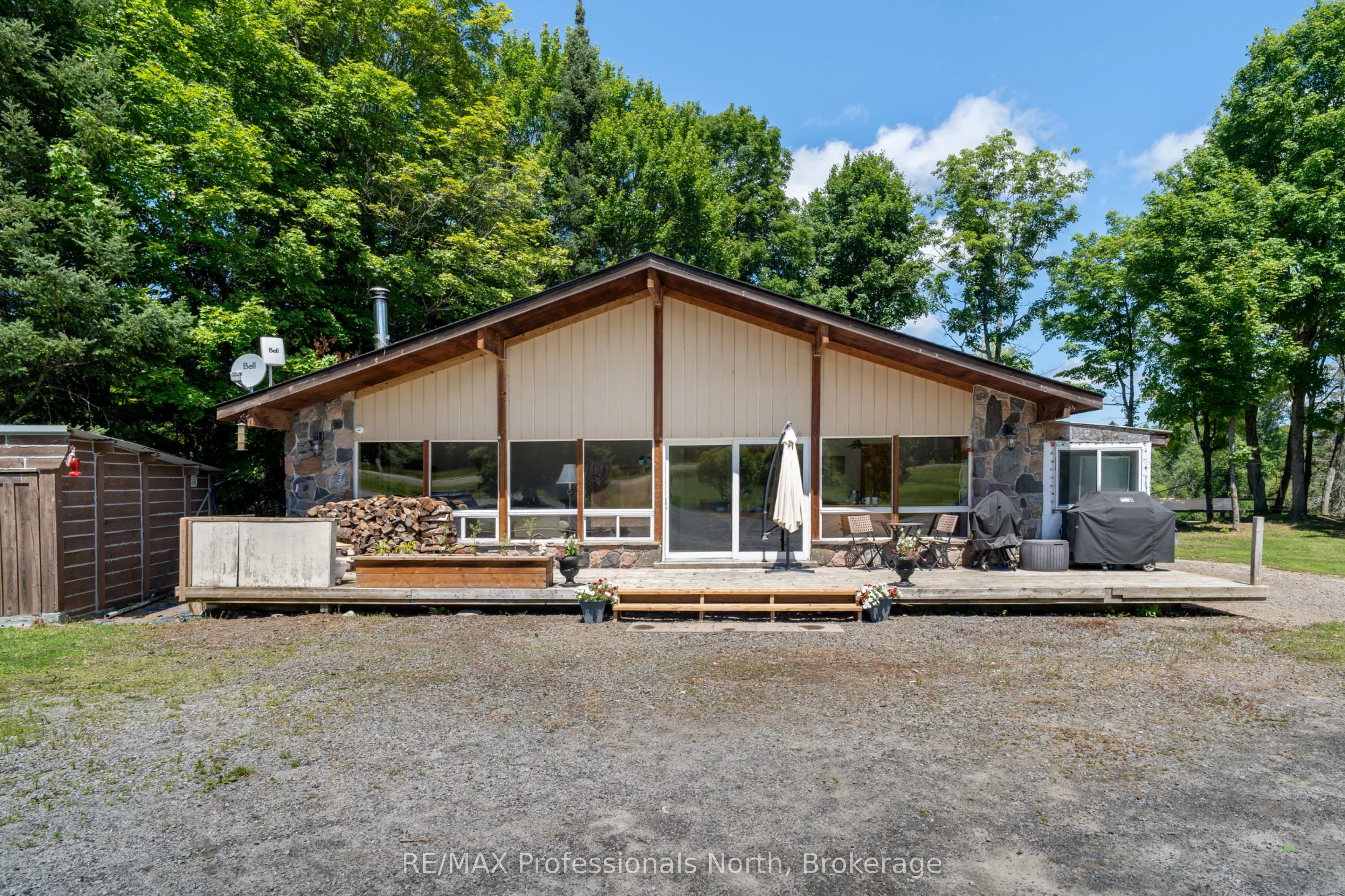 899 KATRINE Road
