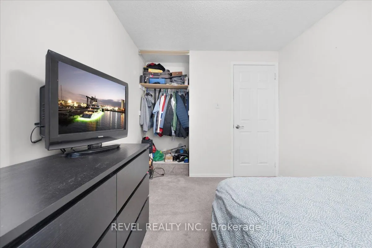 30 Regent Avenue, #28A