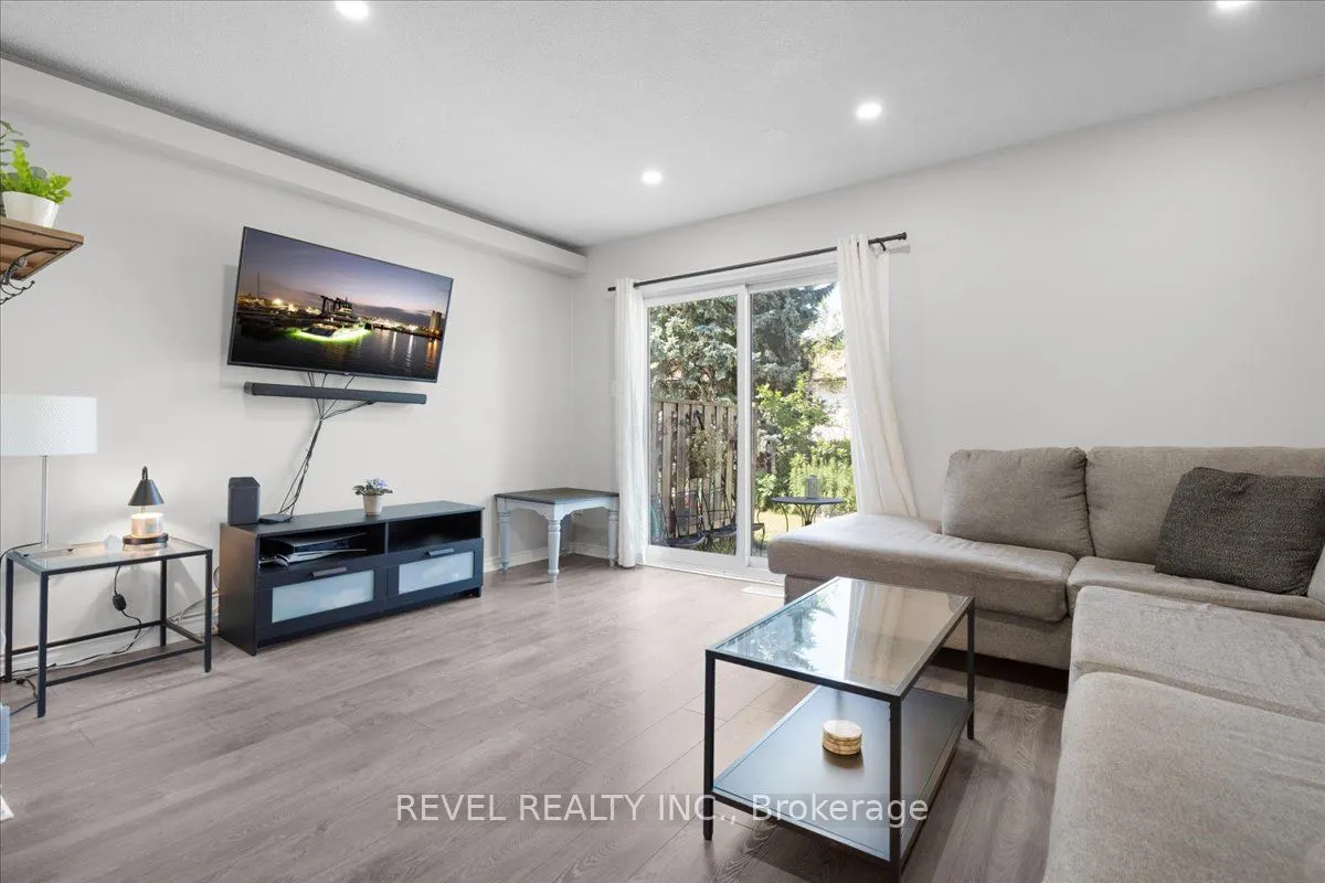 30 Regent Avenue, #28A