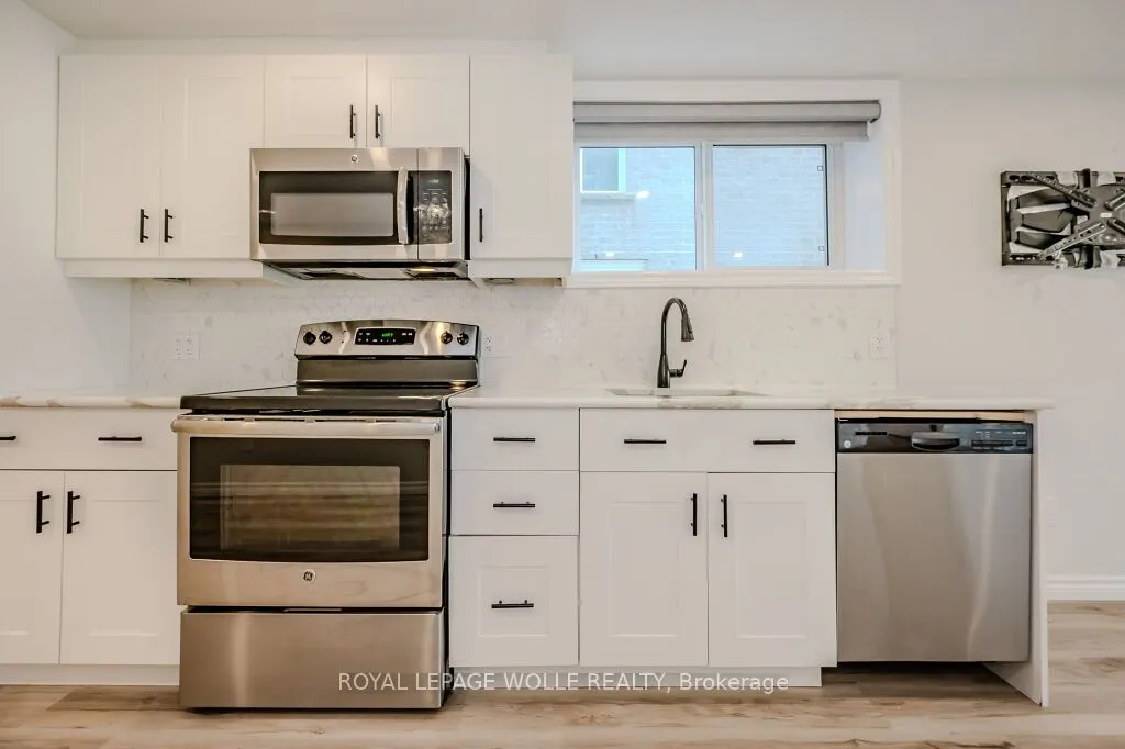 277 Dewdrop Crescent, #Lower