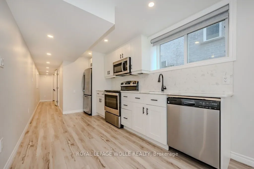 277 Dewdrop Crescent, #Lower