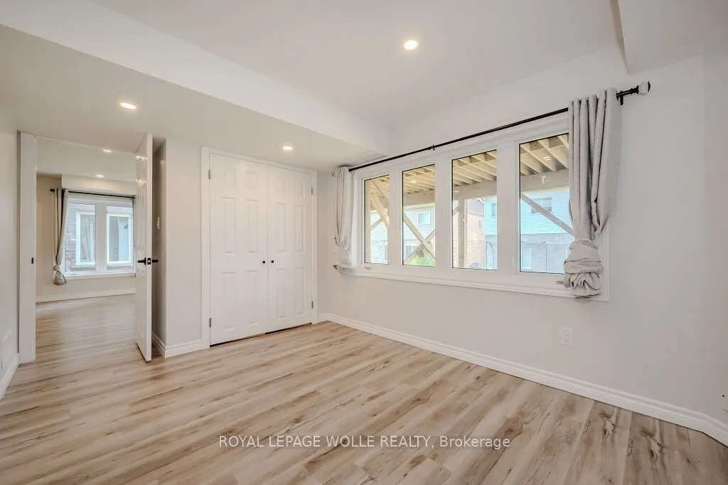 277 Dewdrop Crescent, #Lower