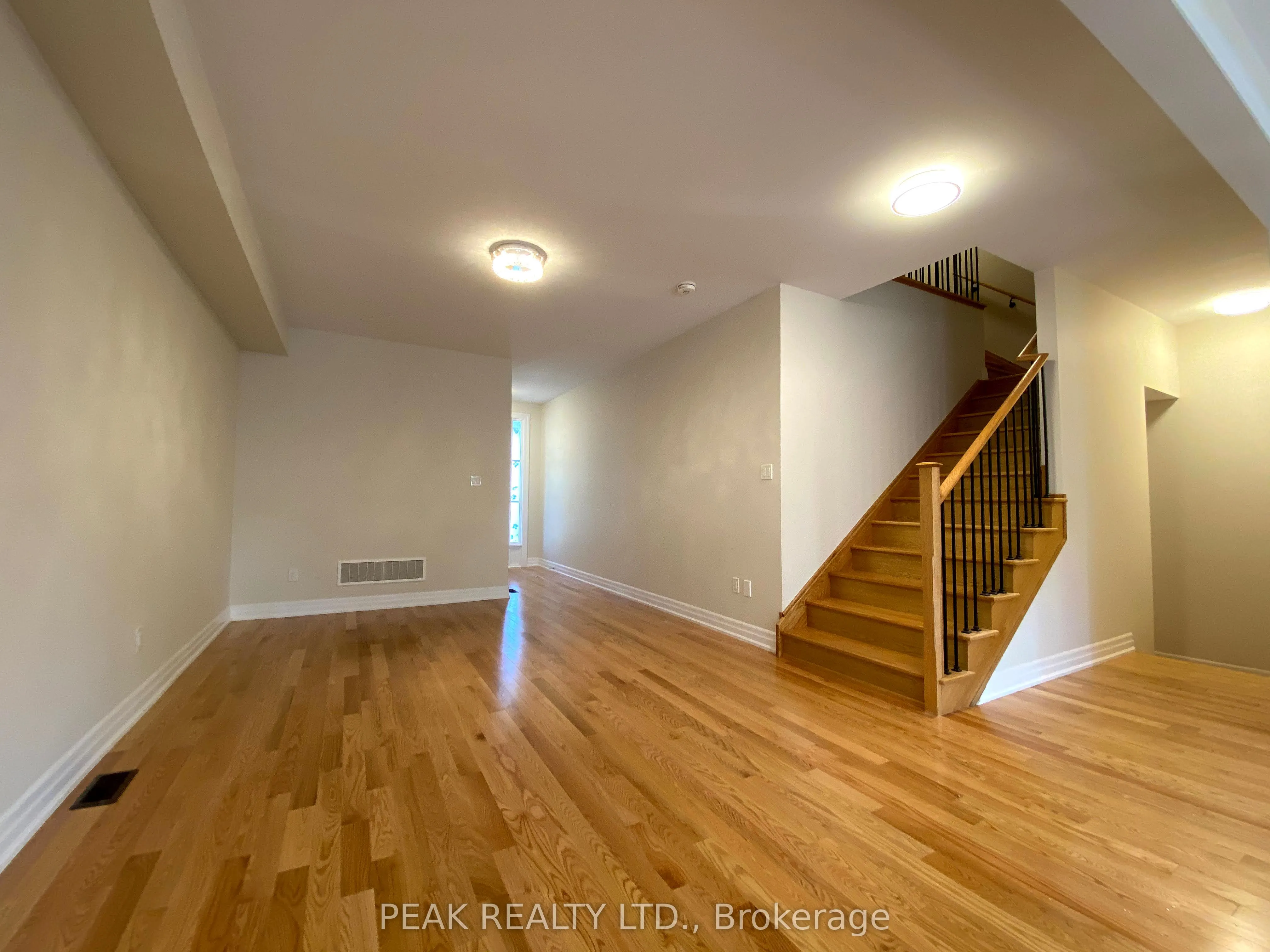44 Windsor Circle