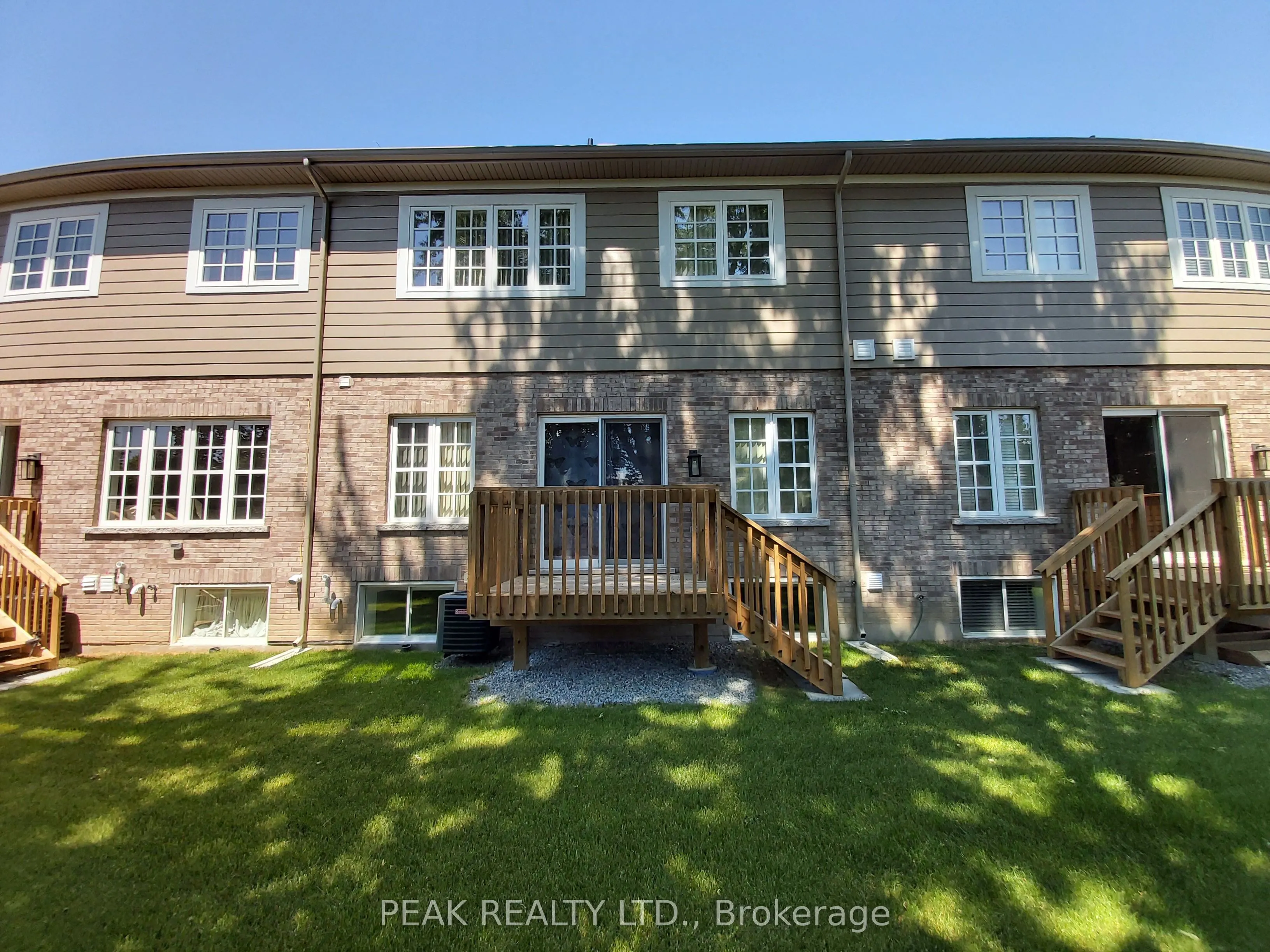 44 Windsor Circle