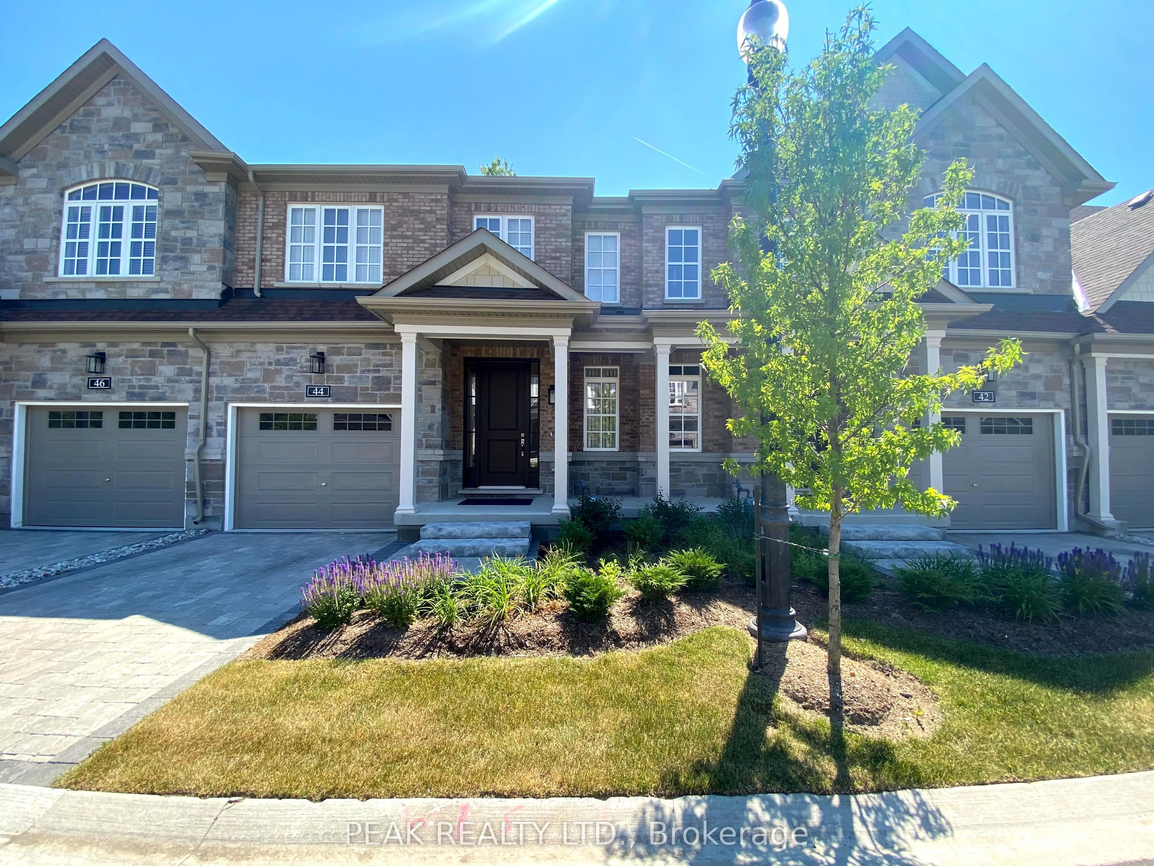 44 Windsor Circle