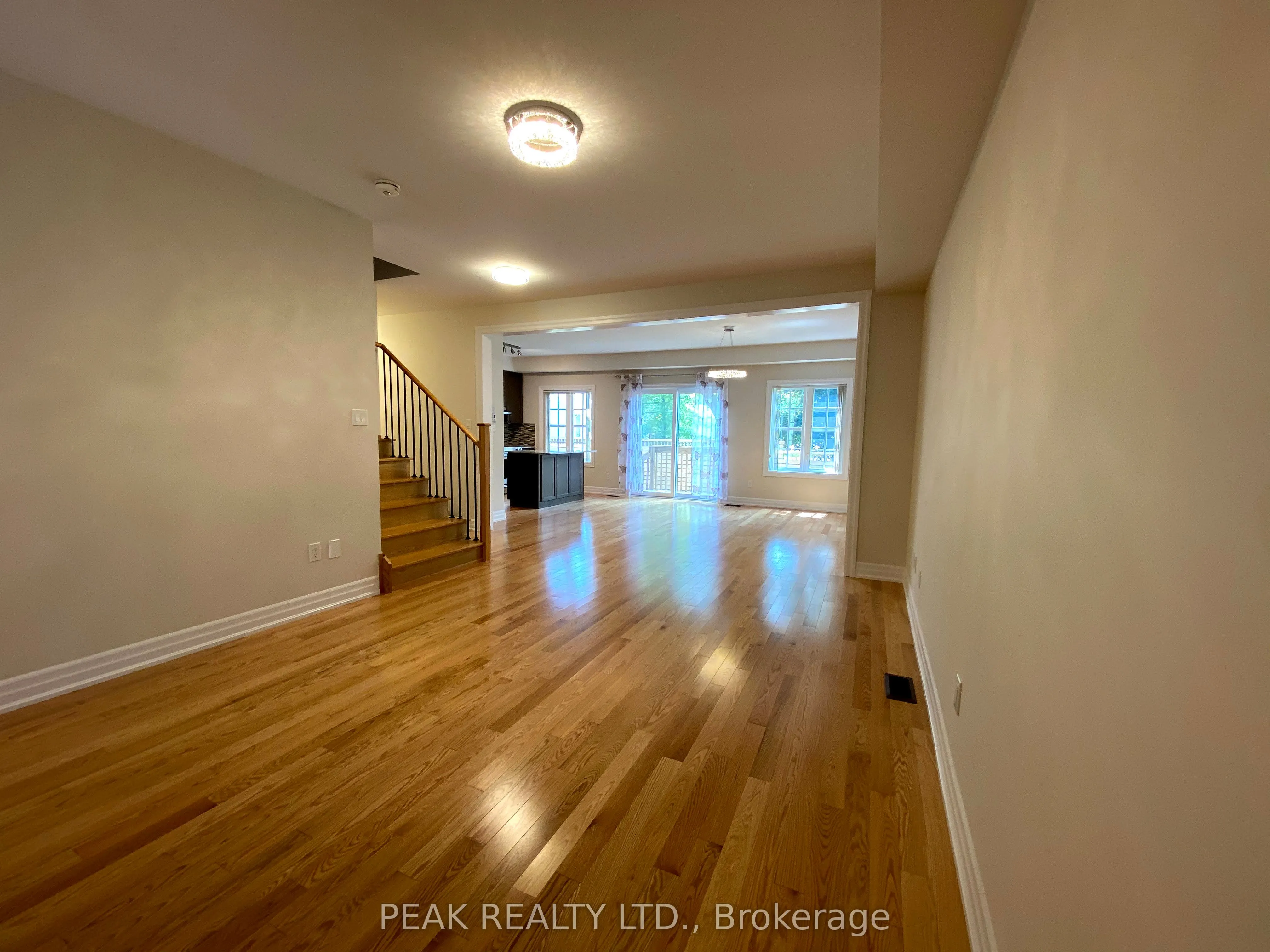 44 Windsor Circle