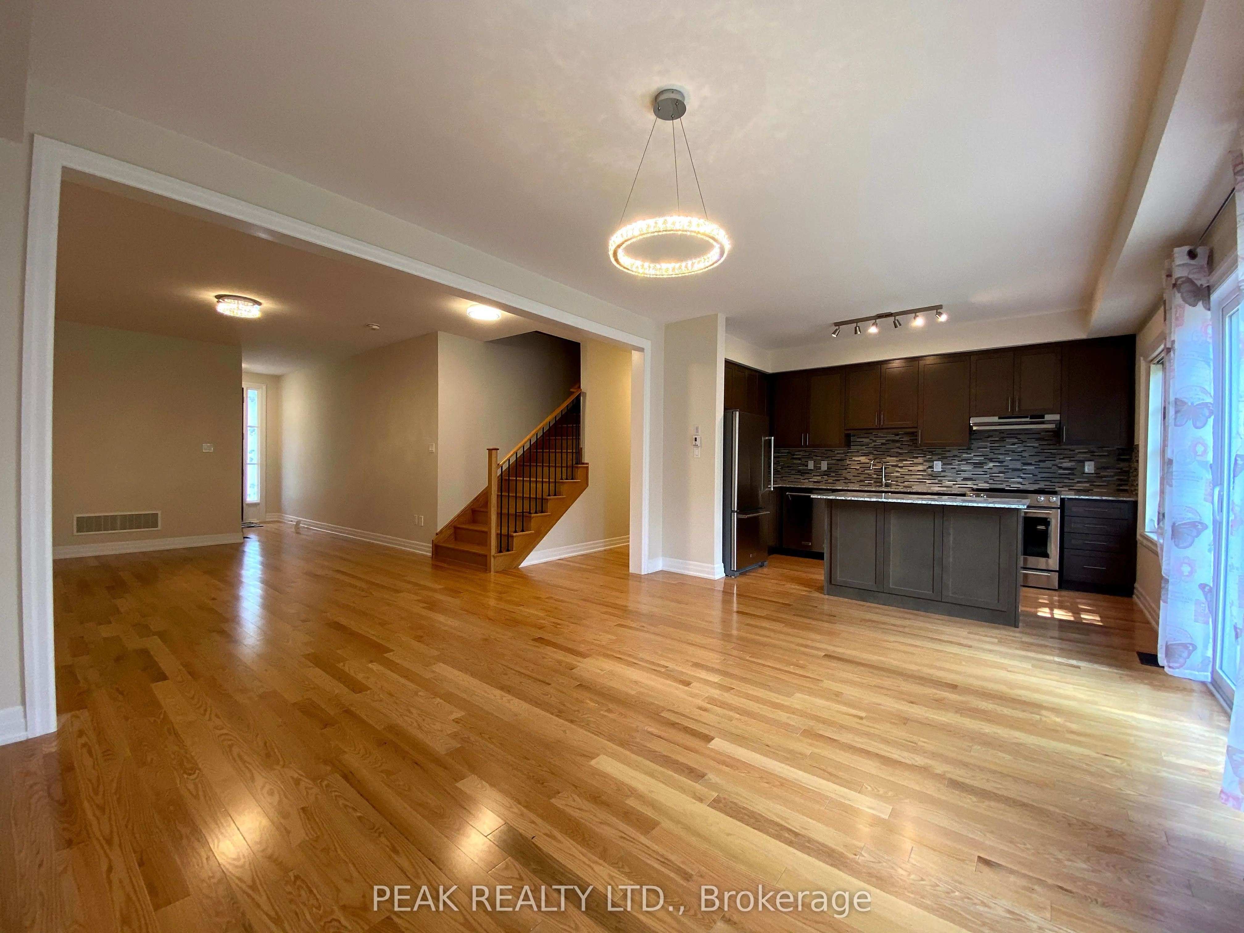 44 Windsor Circle