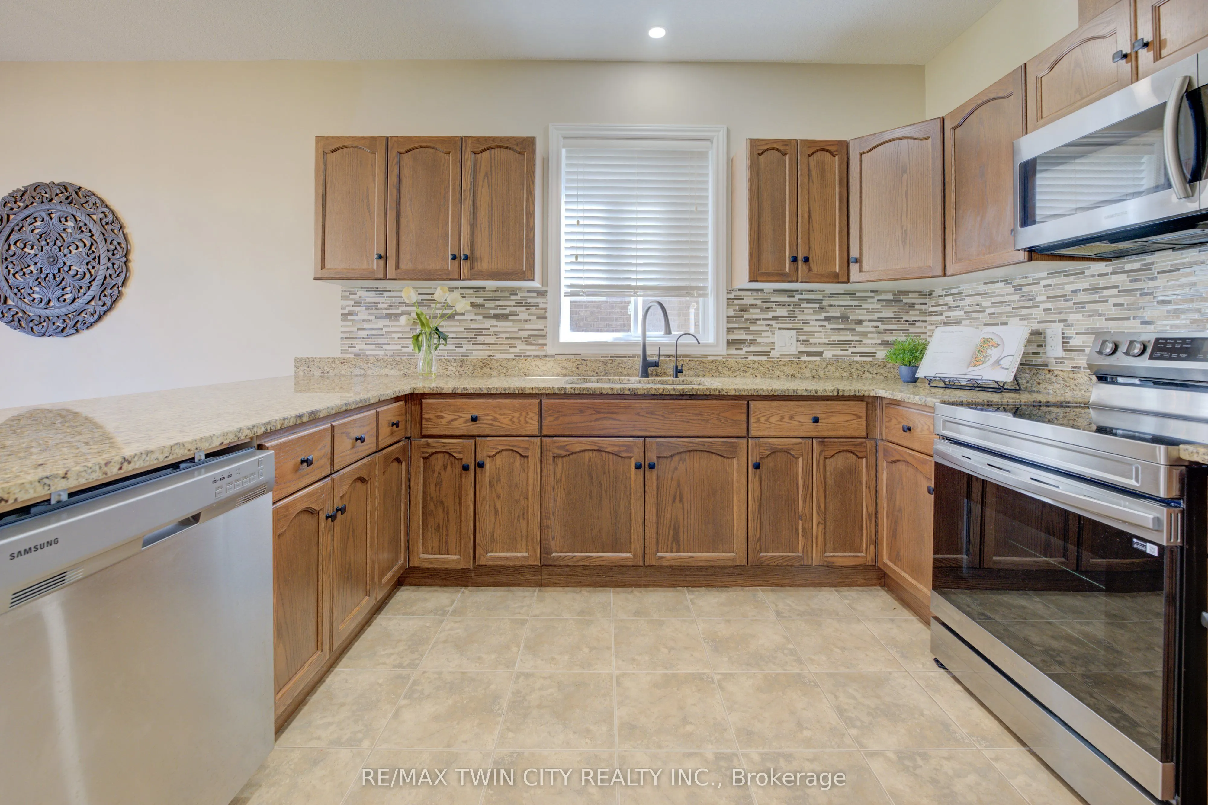 304 Westpark Crescent