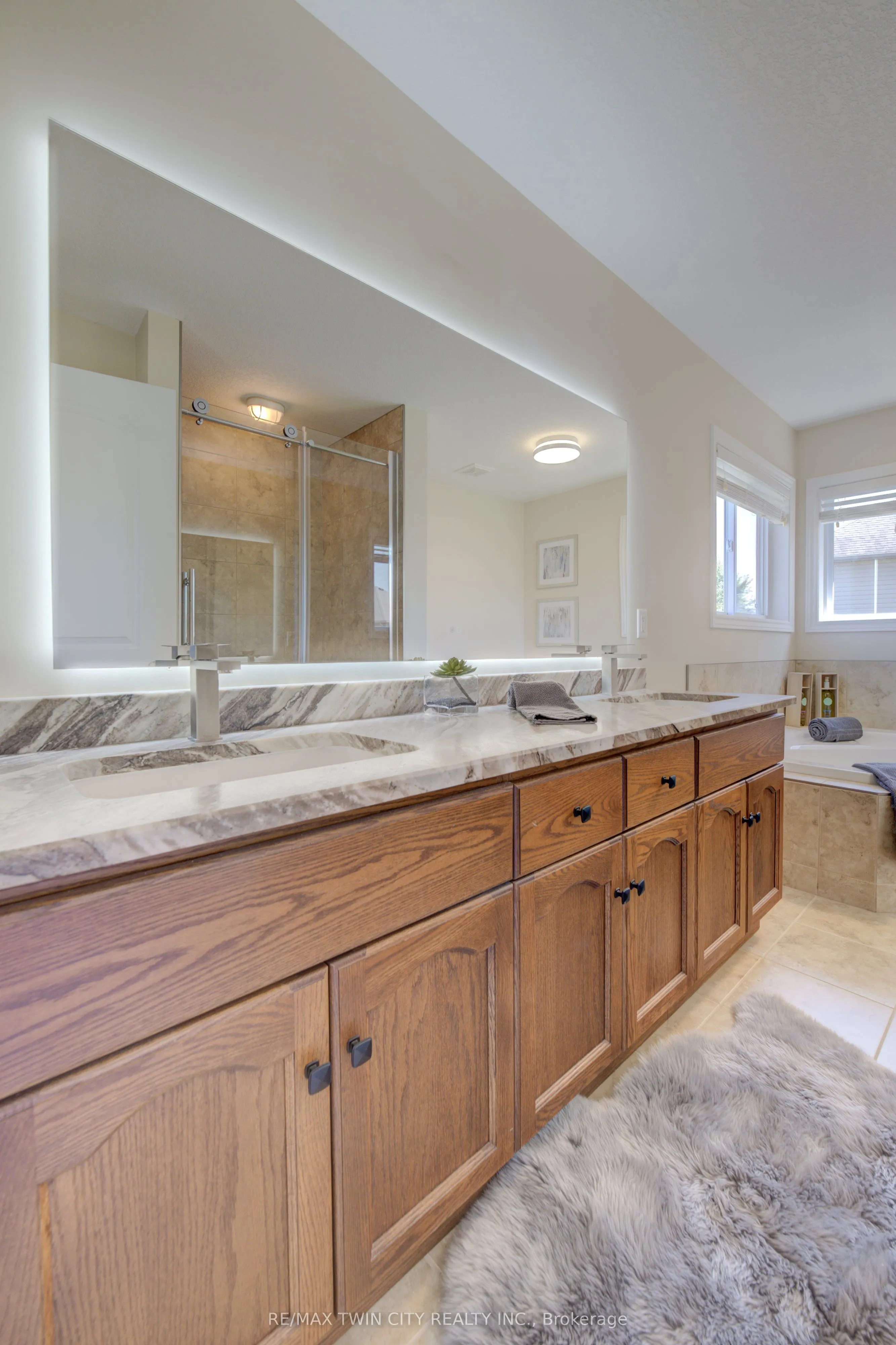 304 Westpark Crescent
