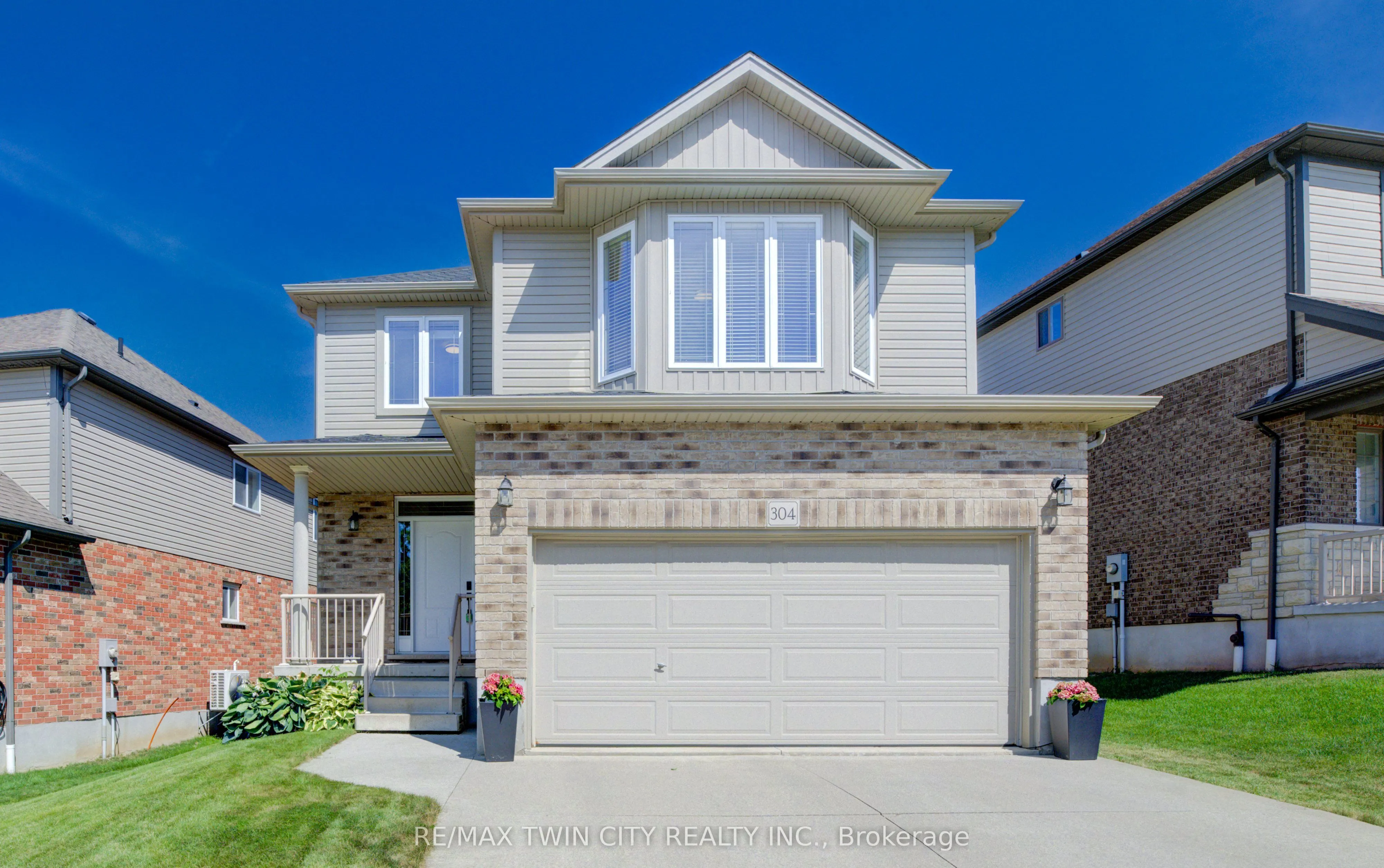 304 Westpark Crescent