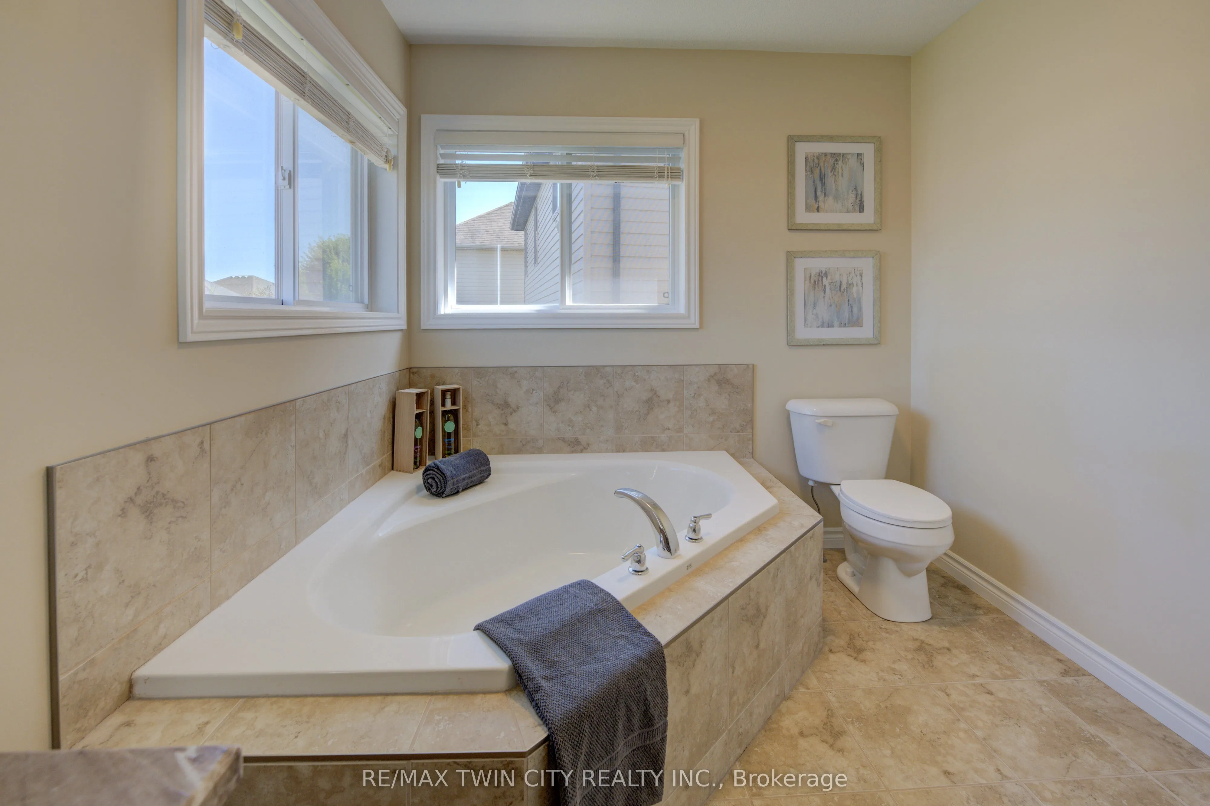 304 Westpark Crescent