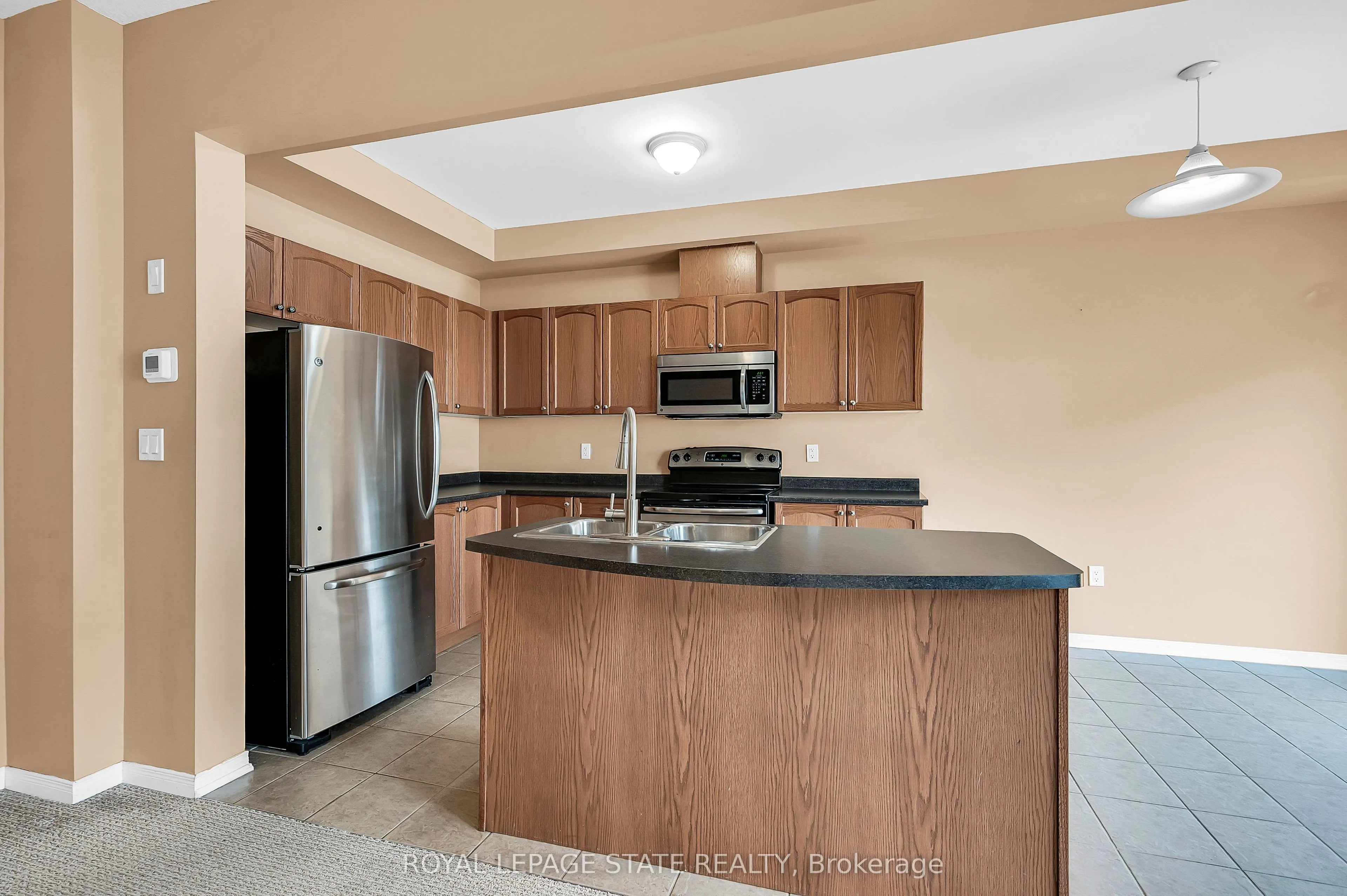 170 Palacebeach Trail, #24