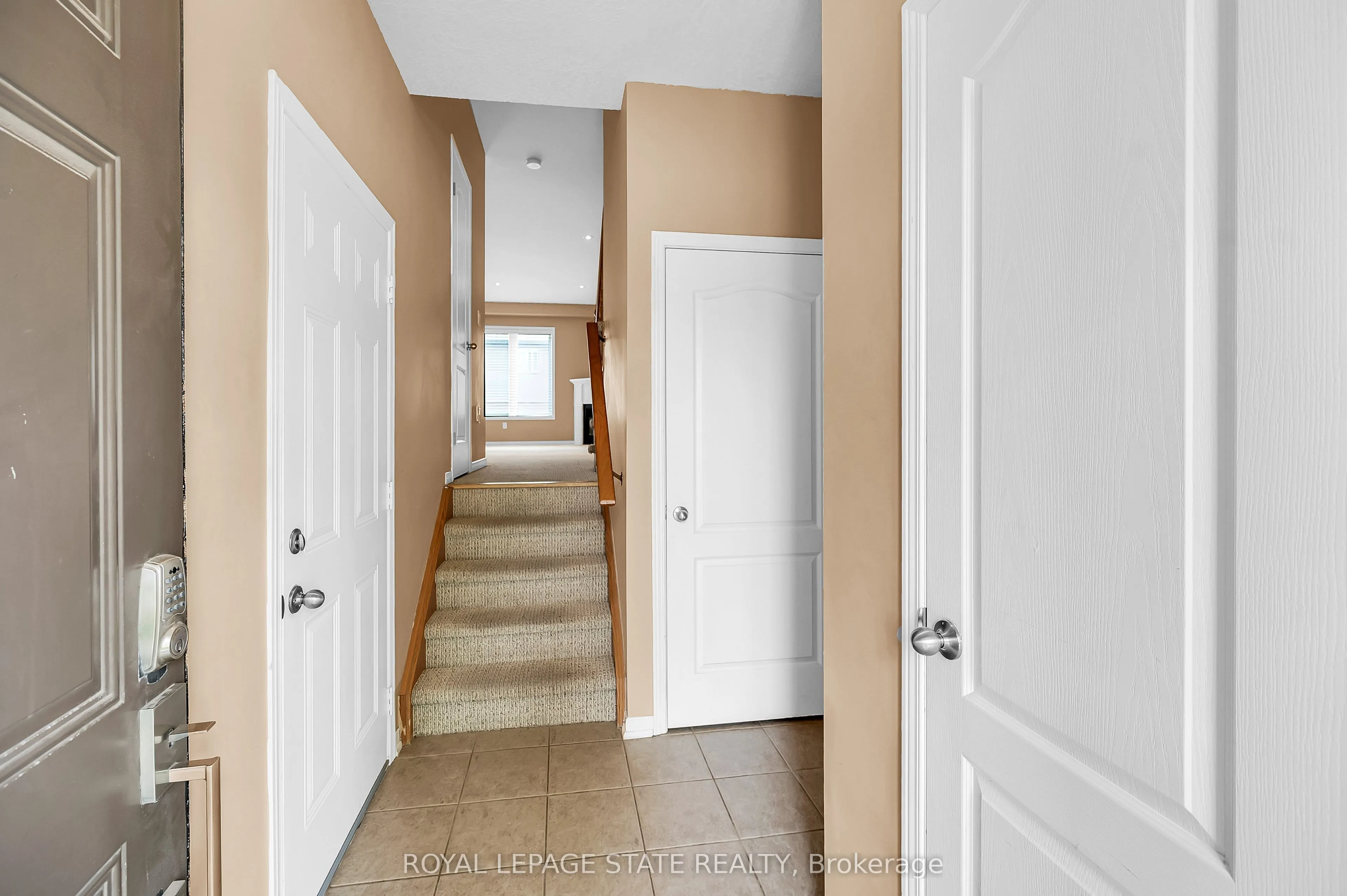 170 Palacebeach Trail, #24