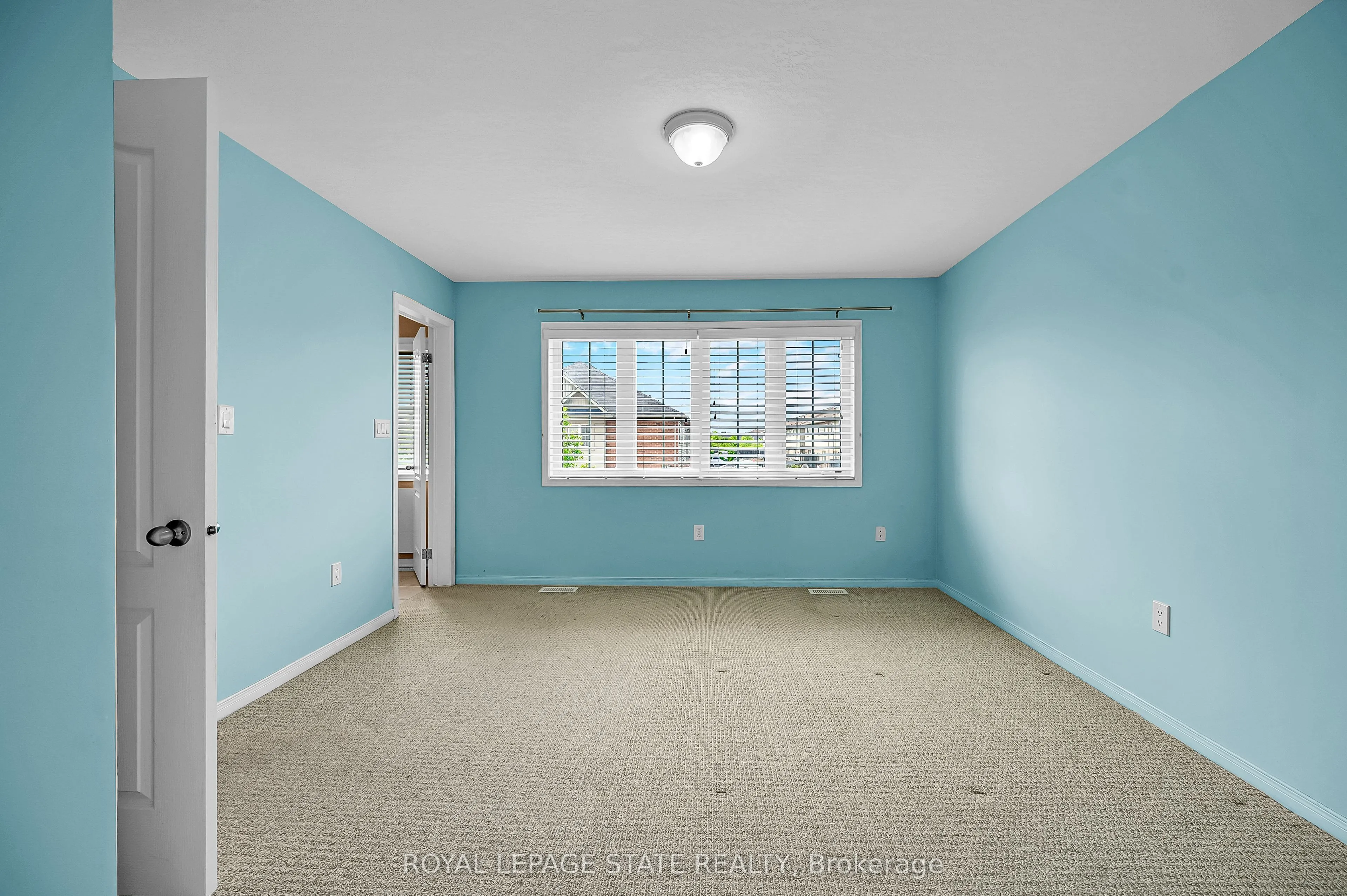 170 Palacebeach Trail, #24