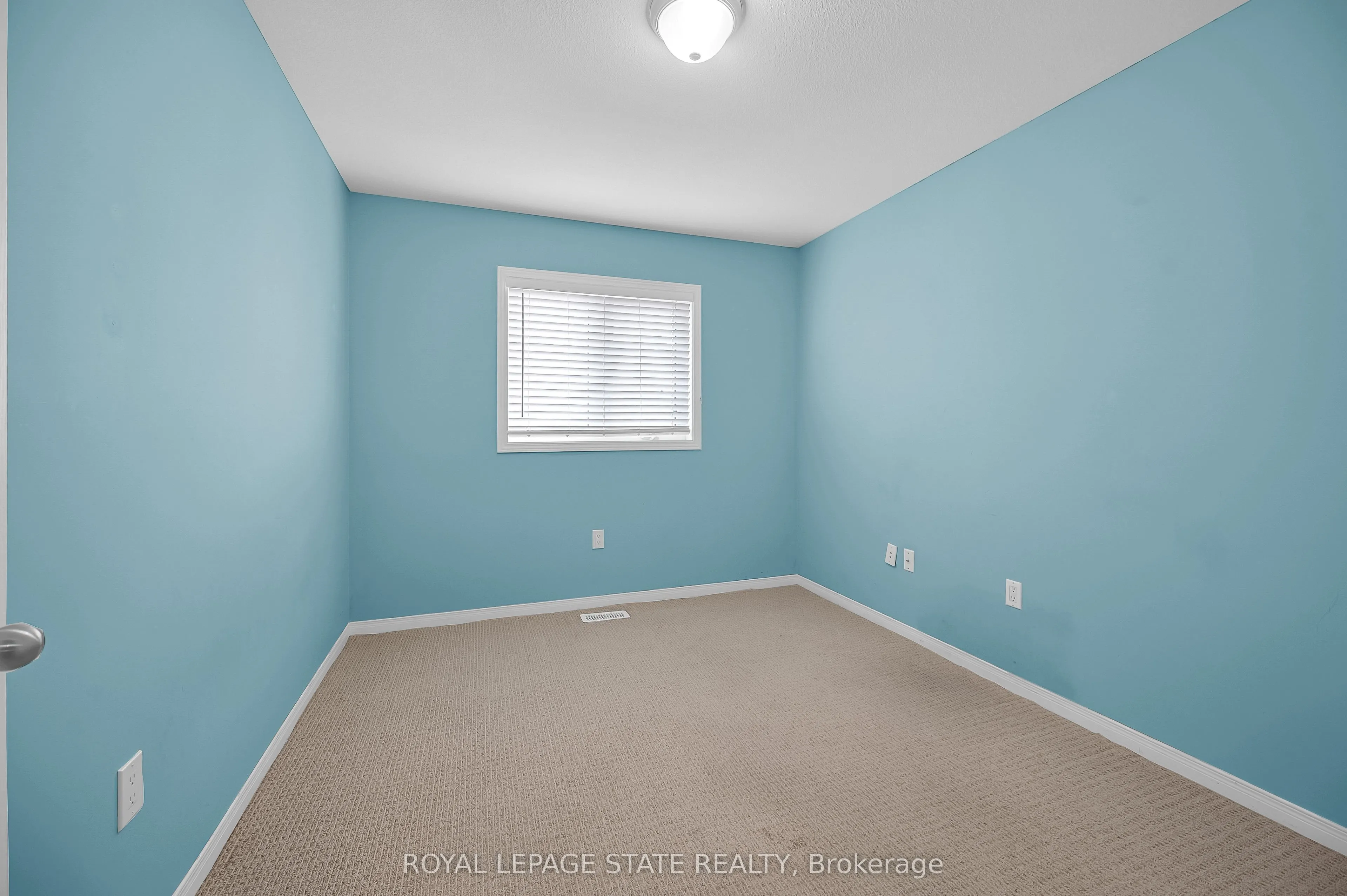 170 Palacebeach Trail, #24