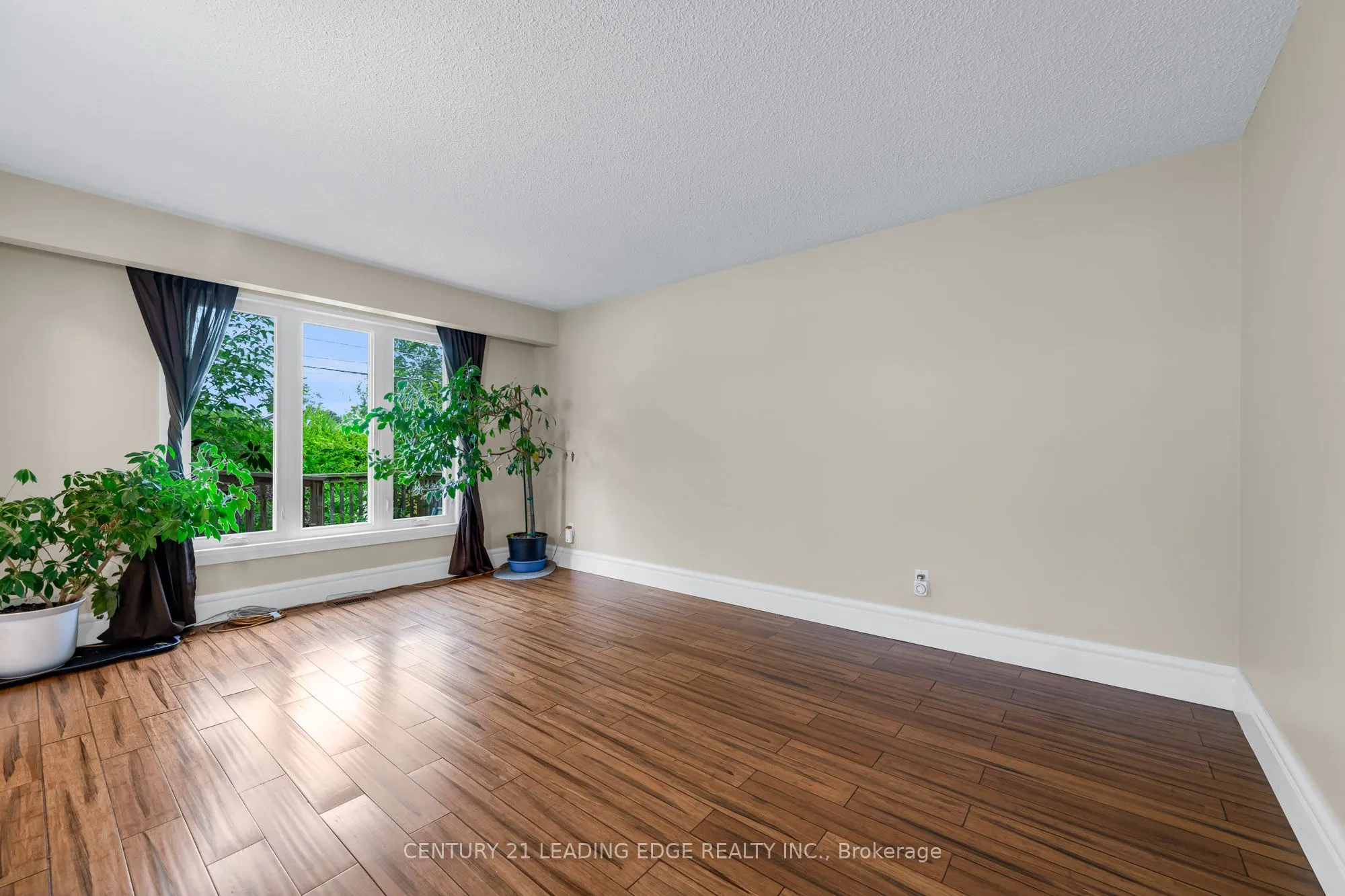 636 Crescent Road
