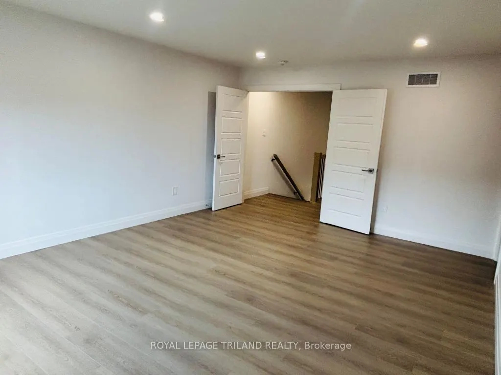 116 Fairview Avenue, #4
