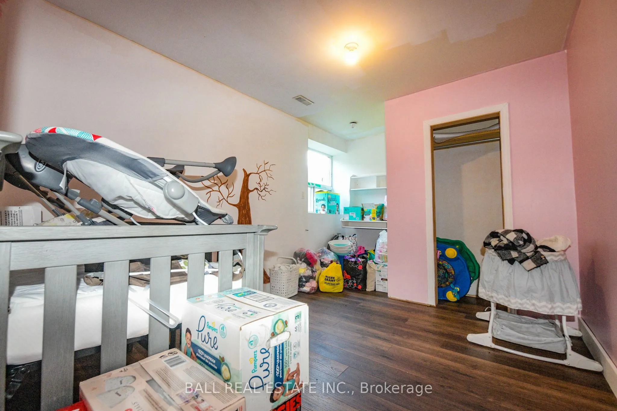 3 Graf Road