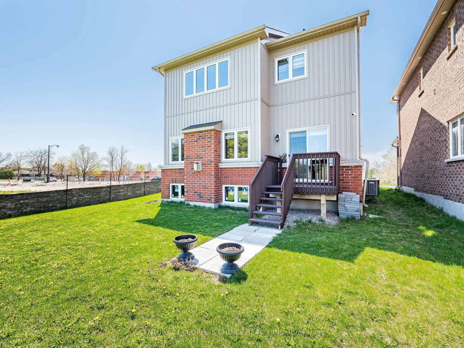 31 Rainey Drive