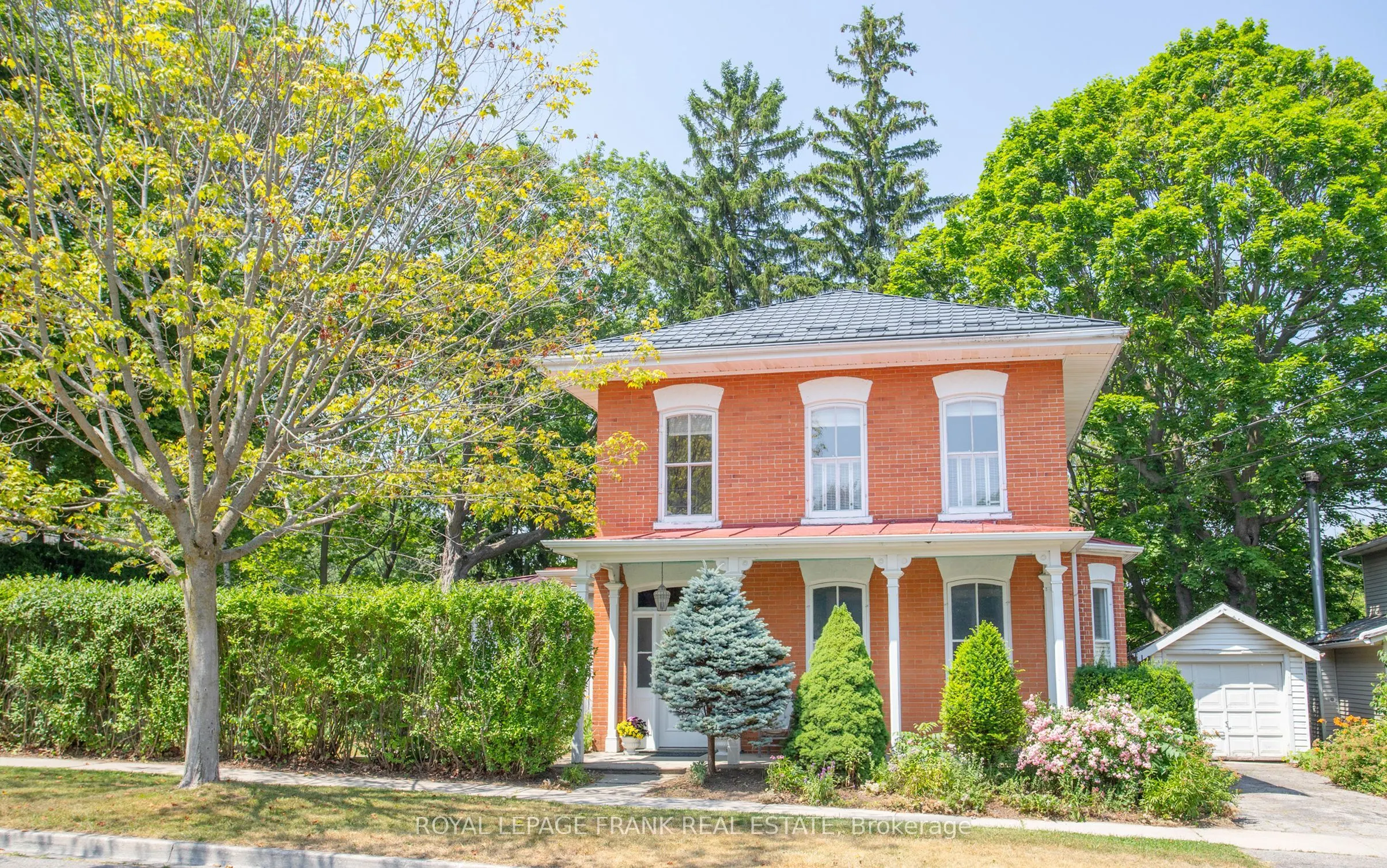 6 Sherbourne Street
