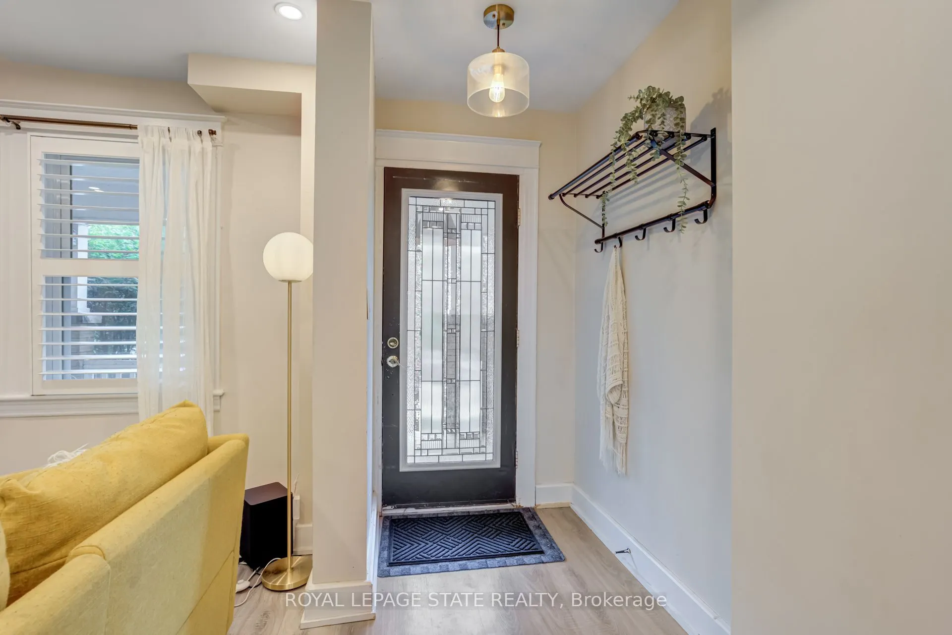 39 East Bend Avenue S