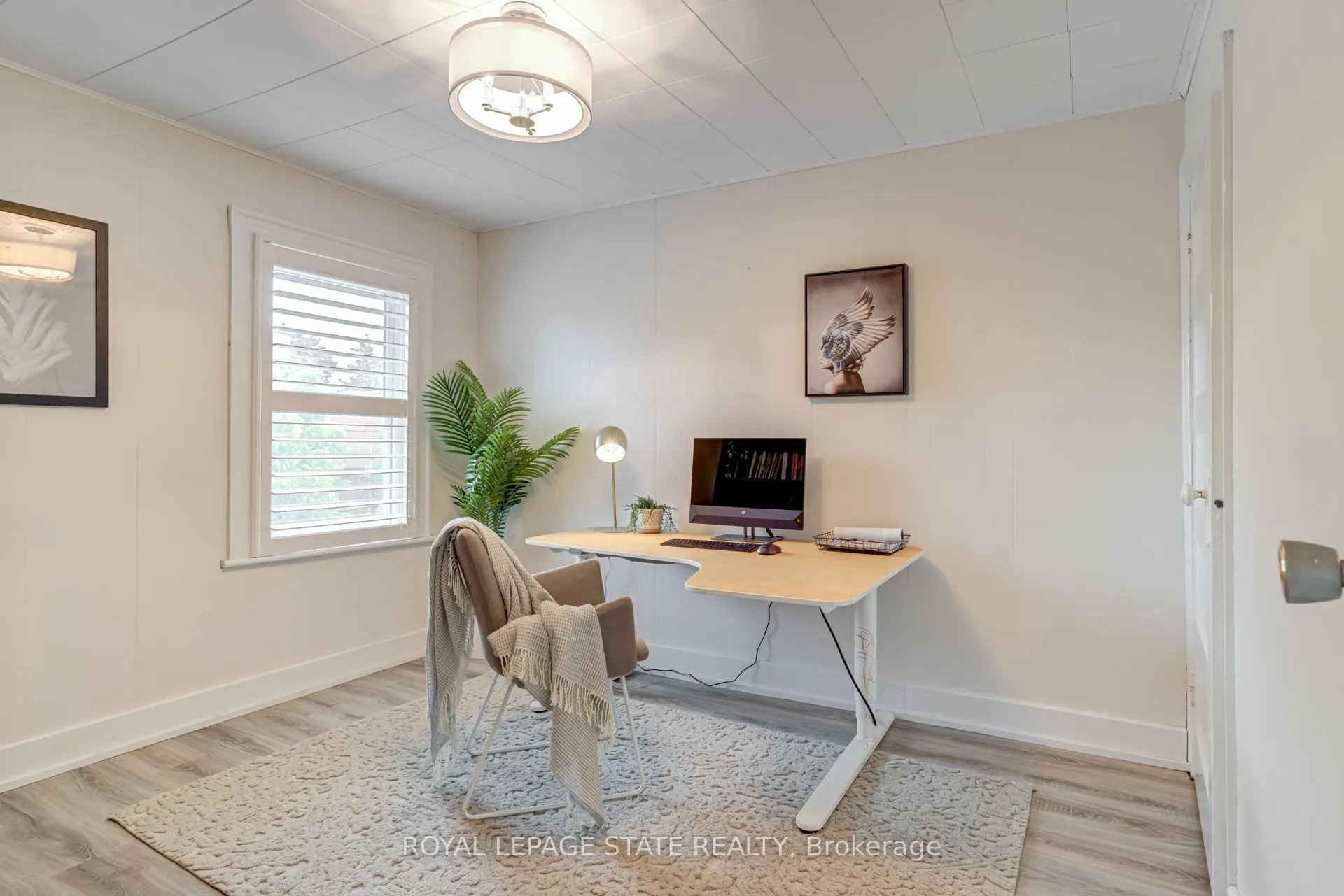 39 East Bend Avenue S