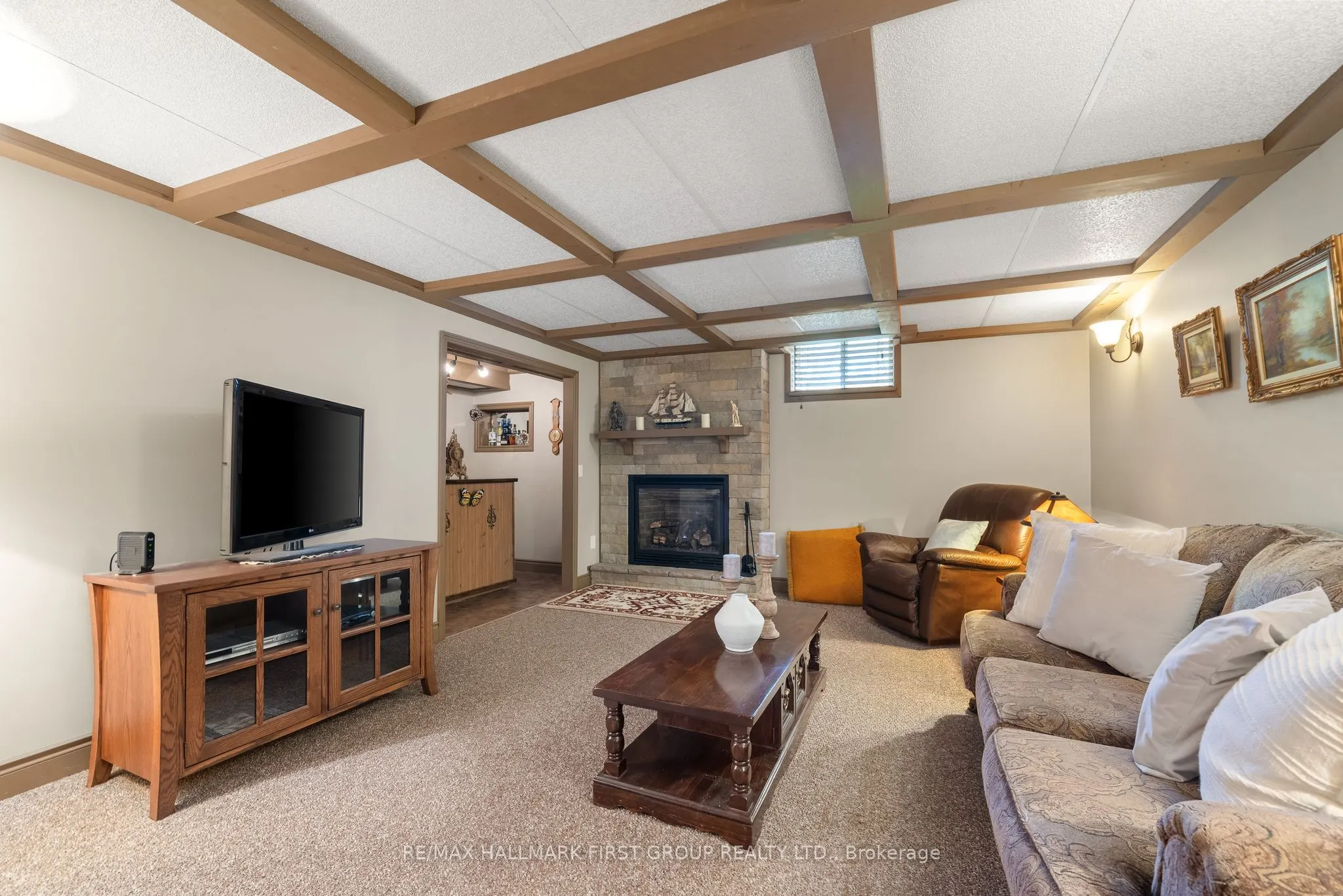 638 Robinson Drive