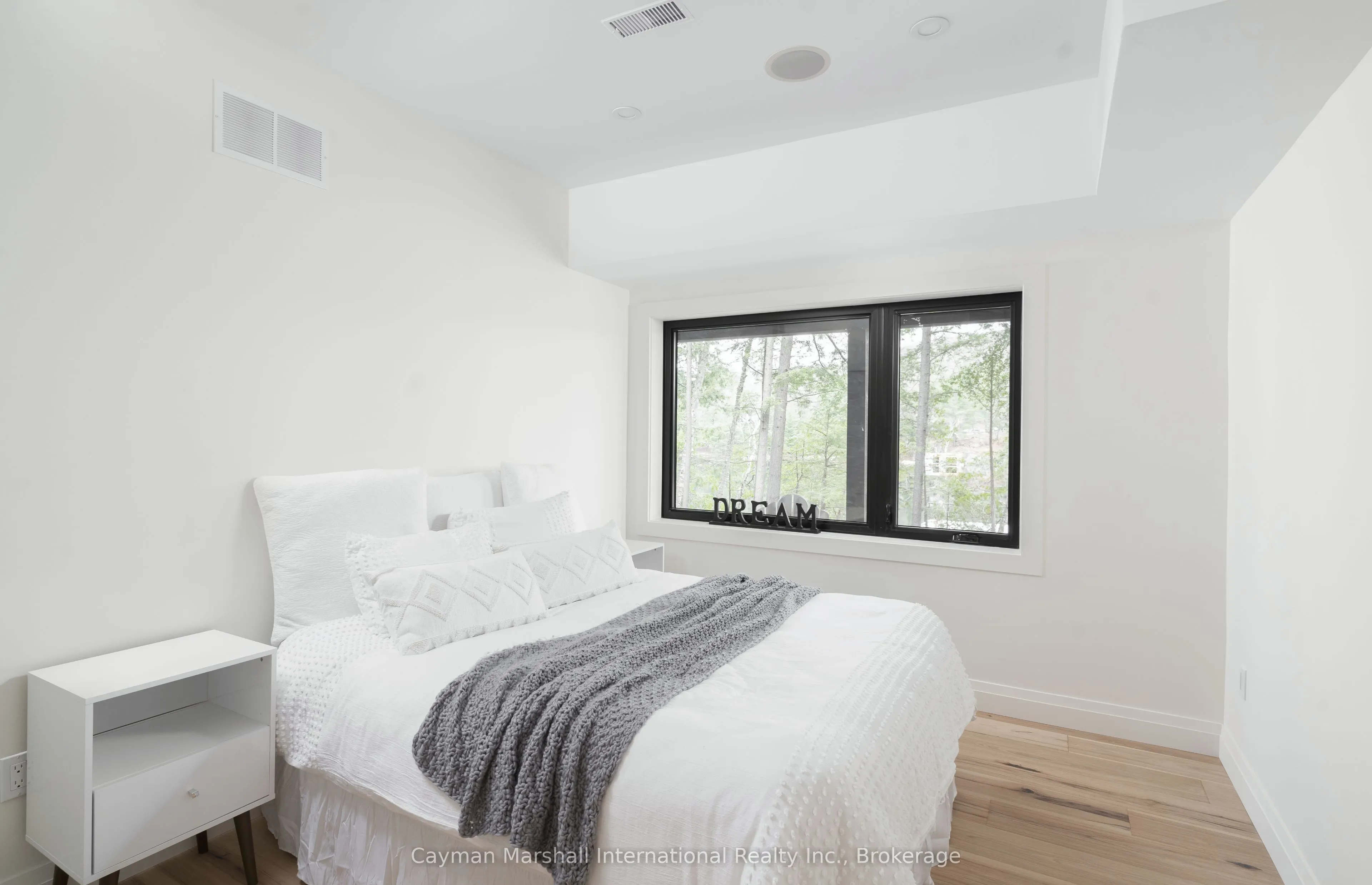 1336 Fox Point Road, #1