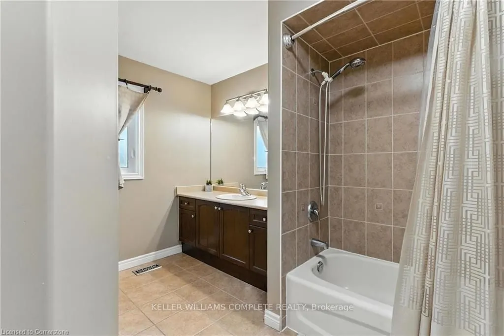 114 ARMOUR Crescent