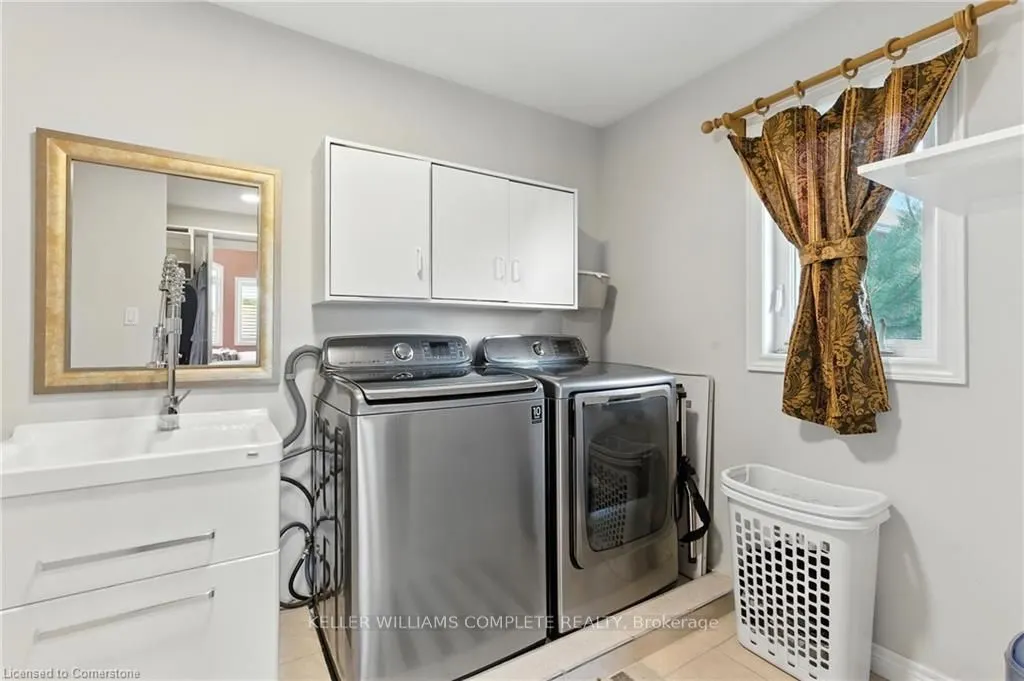 114 ARMOUR Crescent
