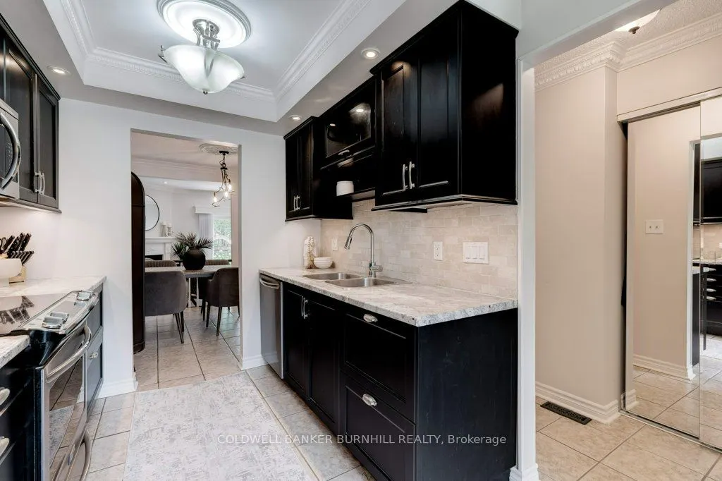 800 Upper Paradise Road, #15