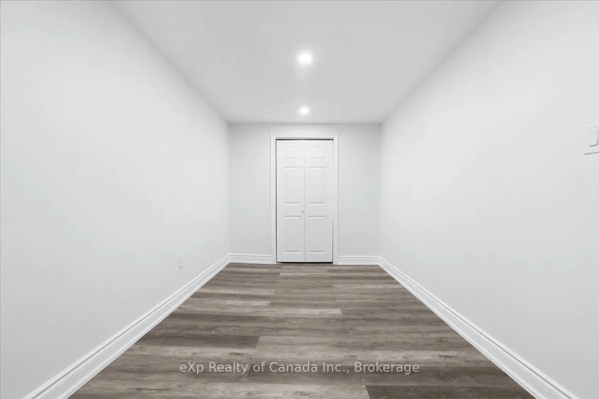 880 James Street, #9