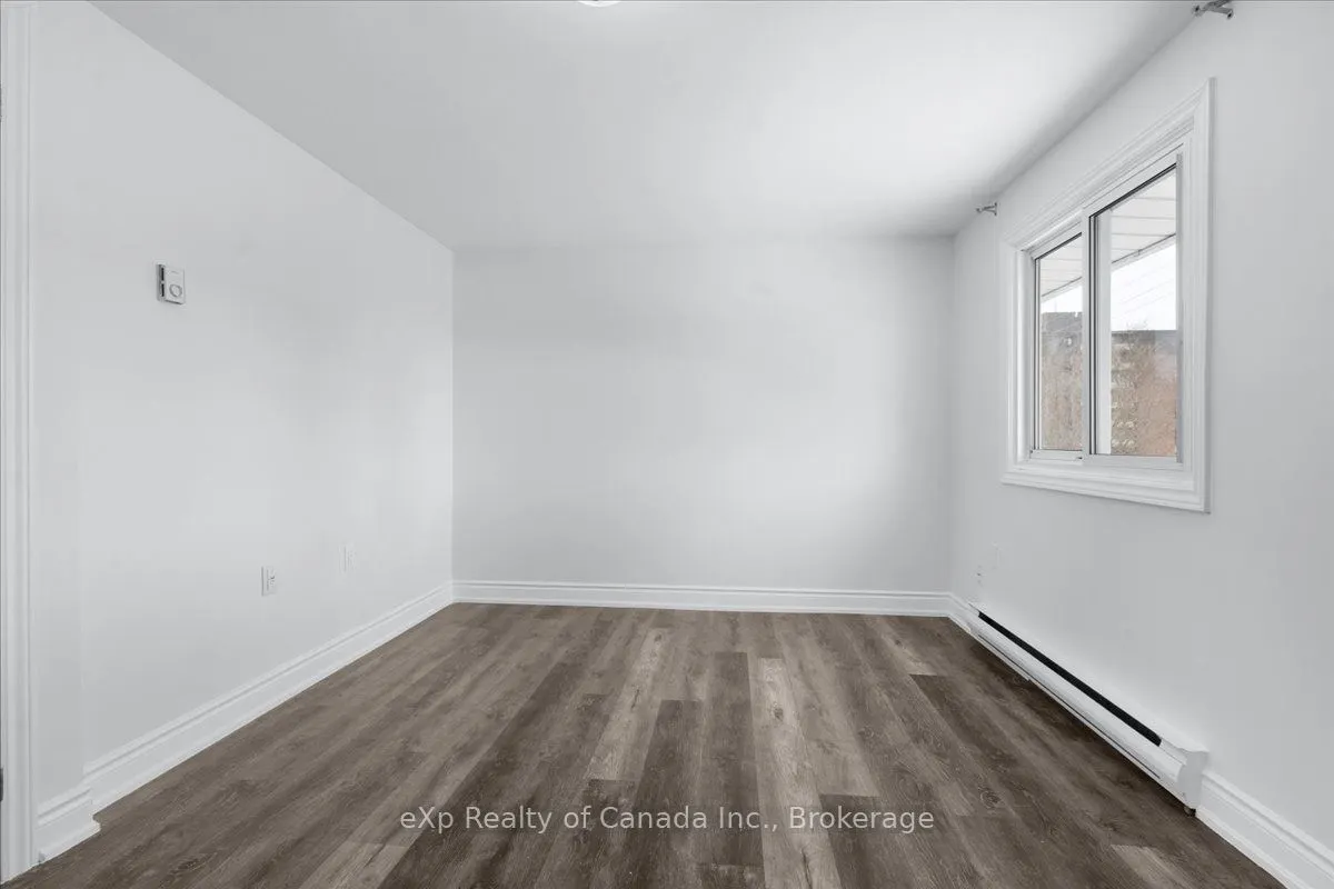 880 James Street, #9