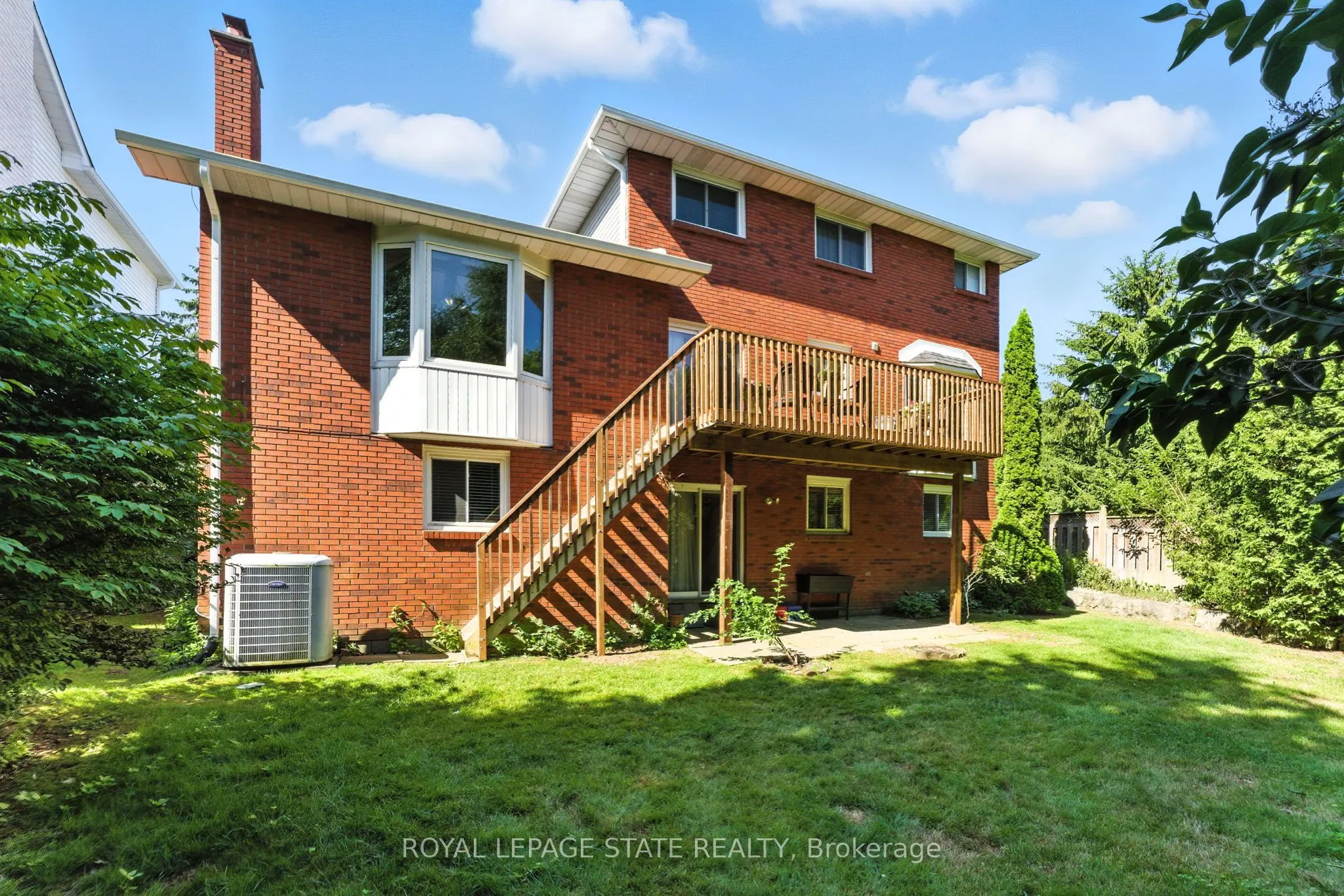 286 LLOYMINN Avenue