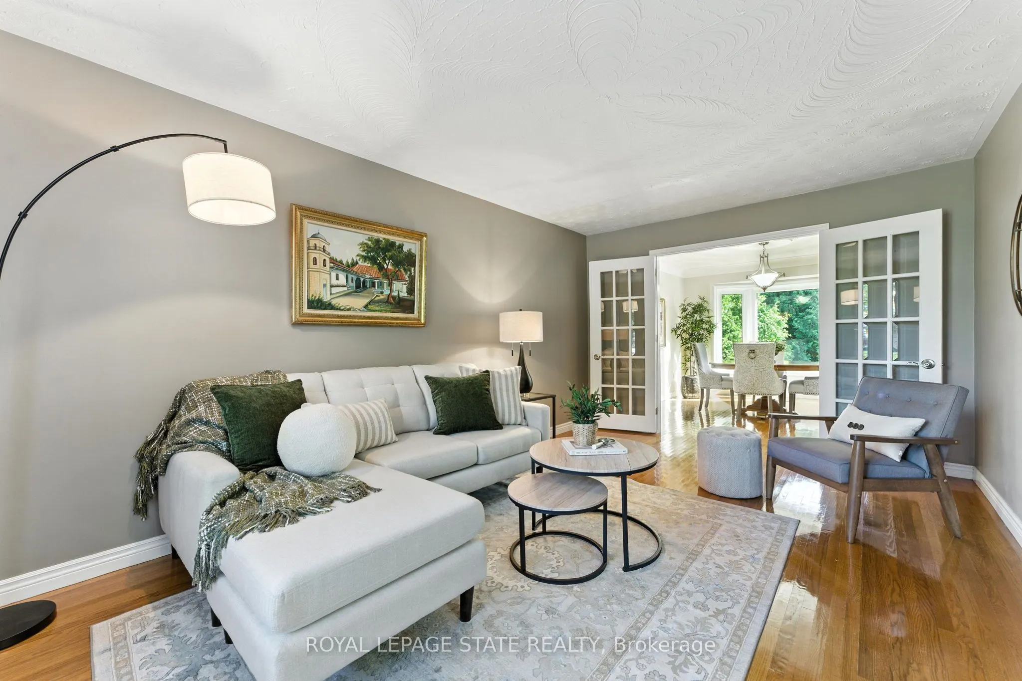 286 LLOYMINN Avenue