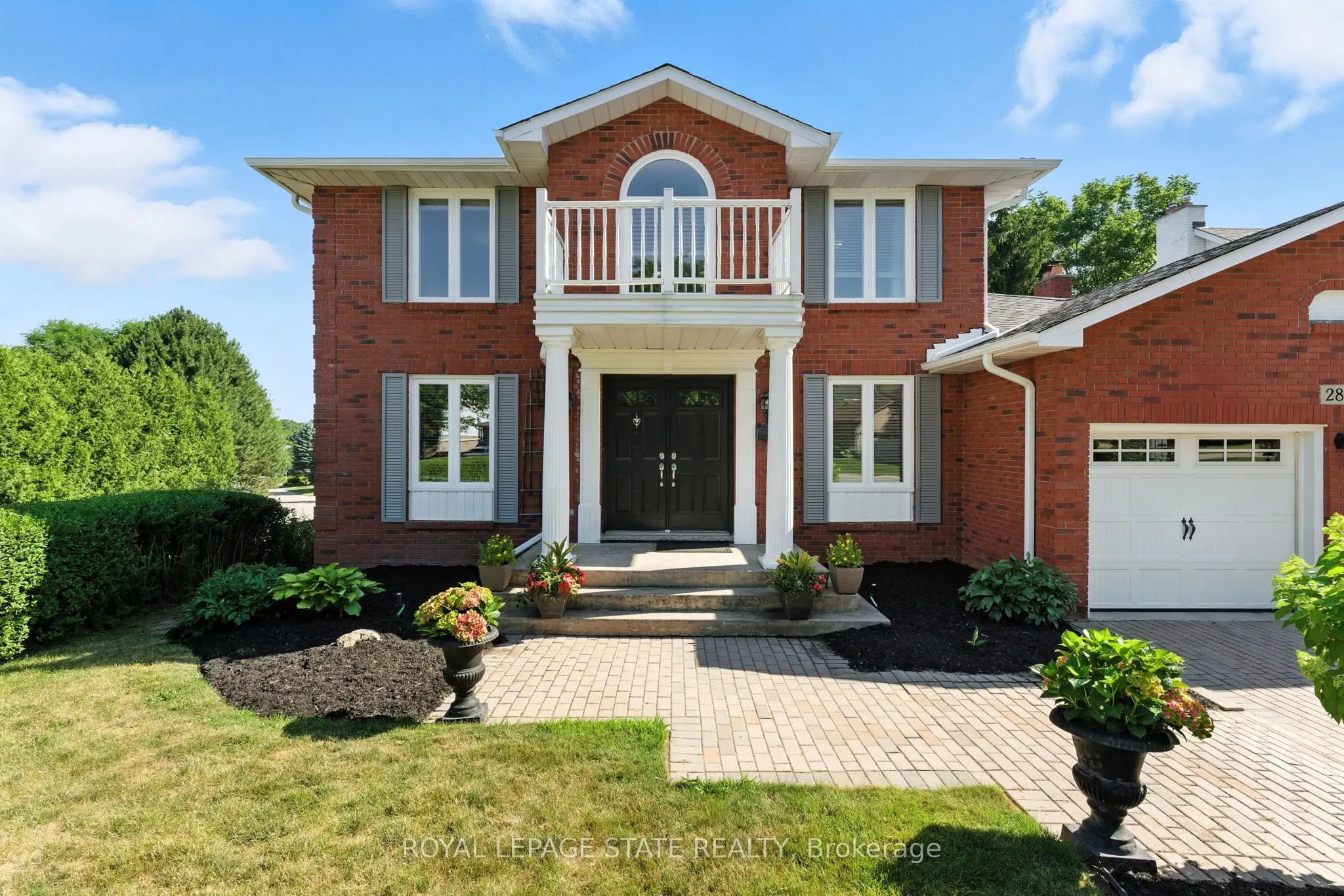 286 LLOYMINN Avenue
