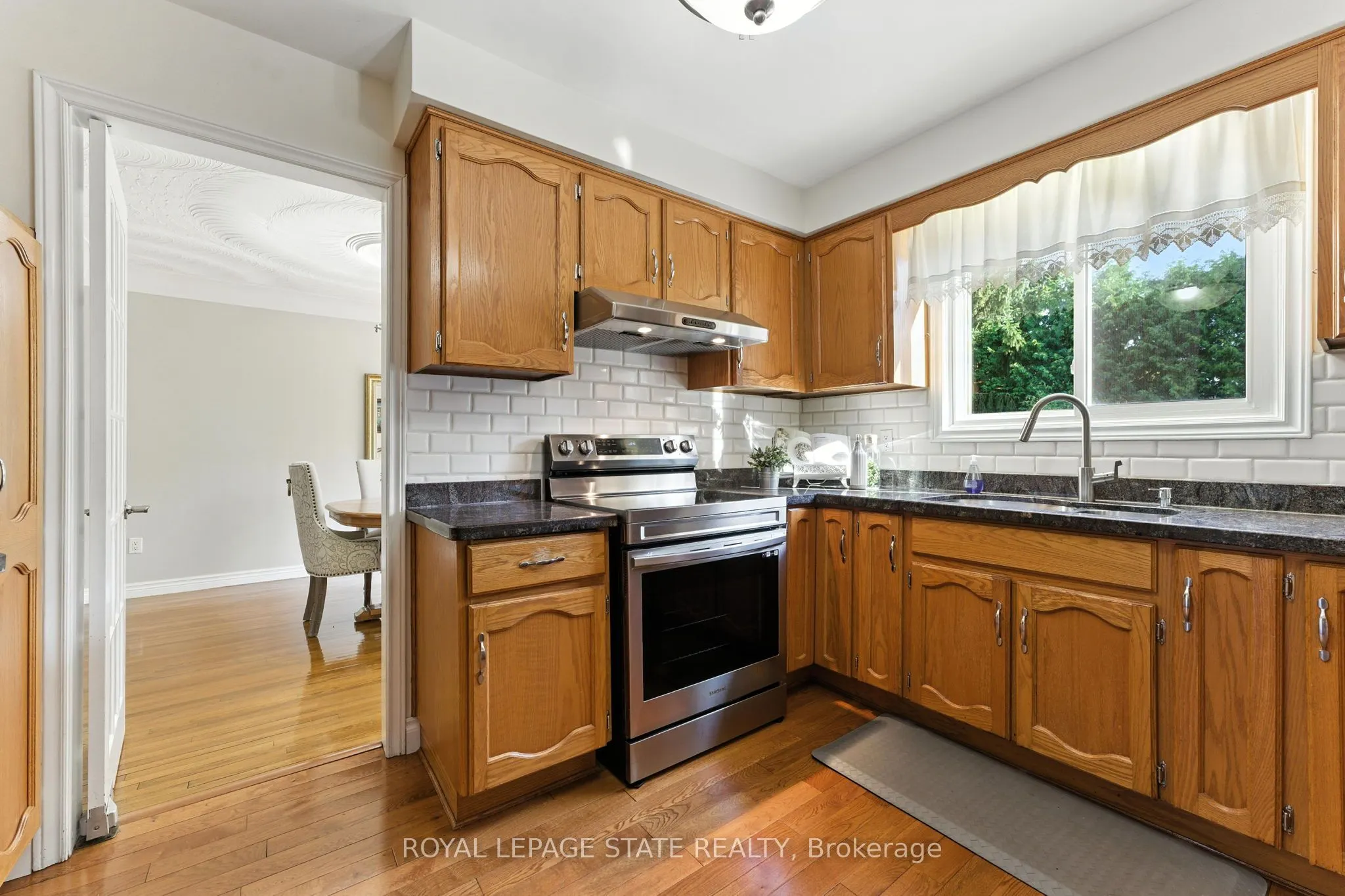 286 LLOYMINN Avenue