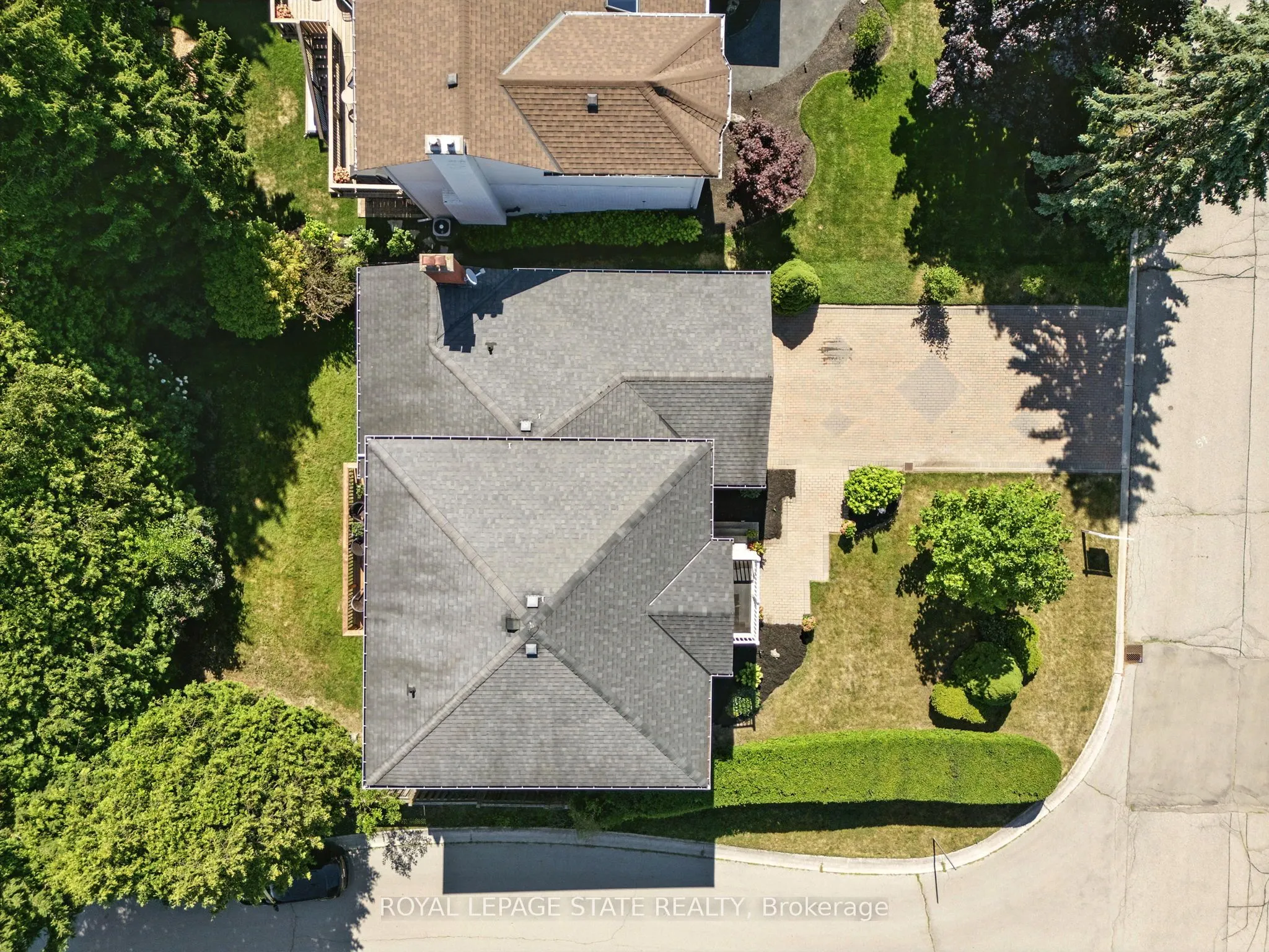 286 LLOYMINN Avenue