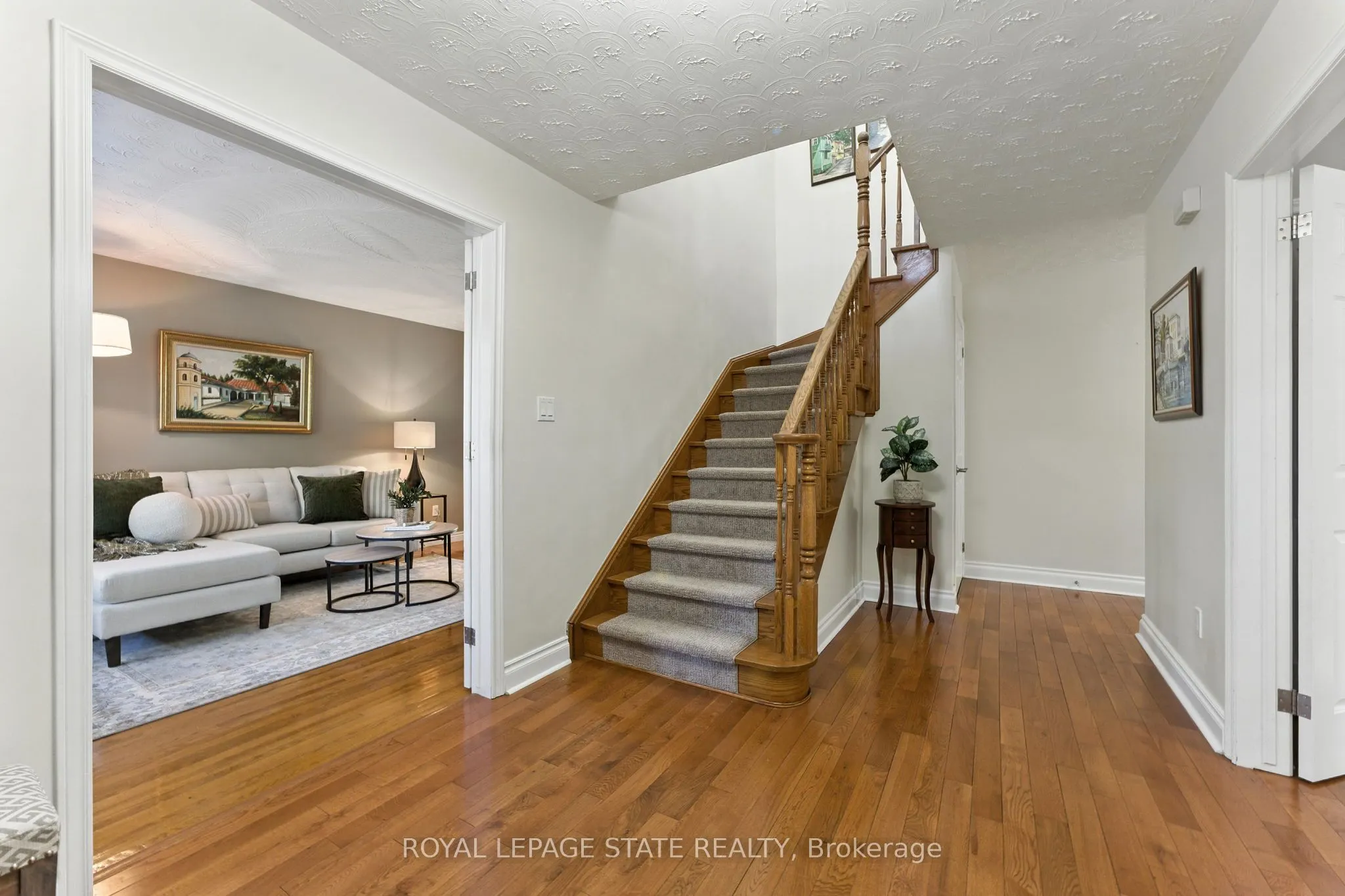 286 LLOYMINN Avenue