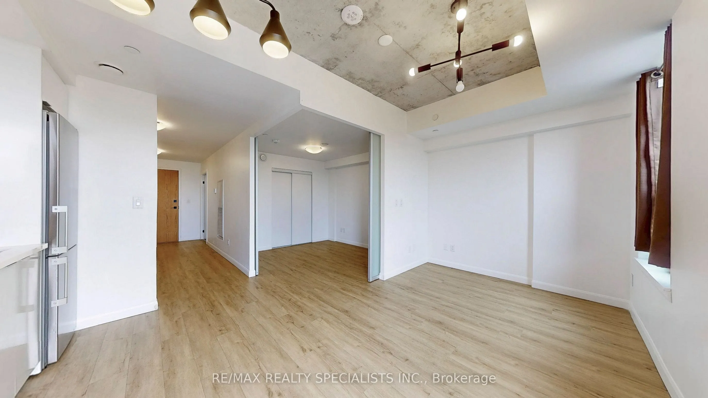 7 ERIE Avenue, #809