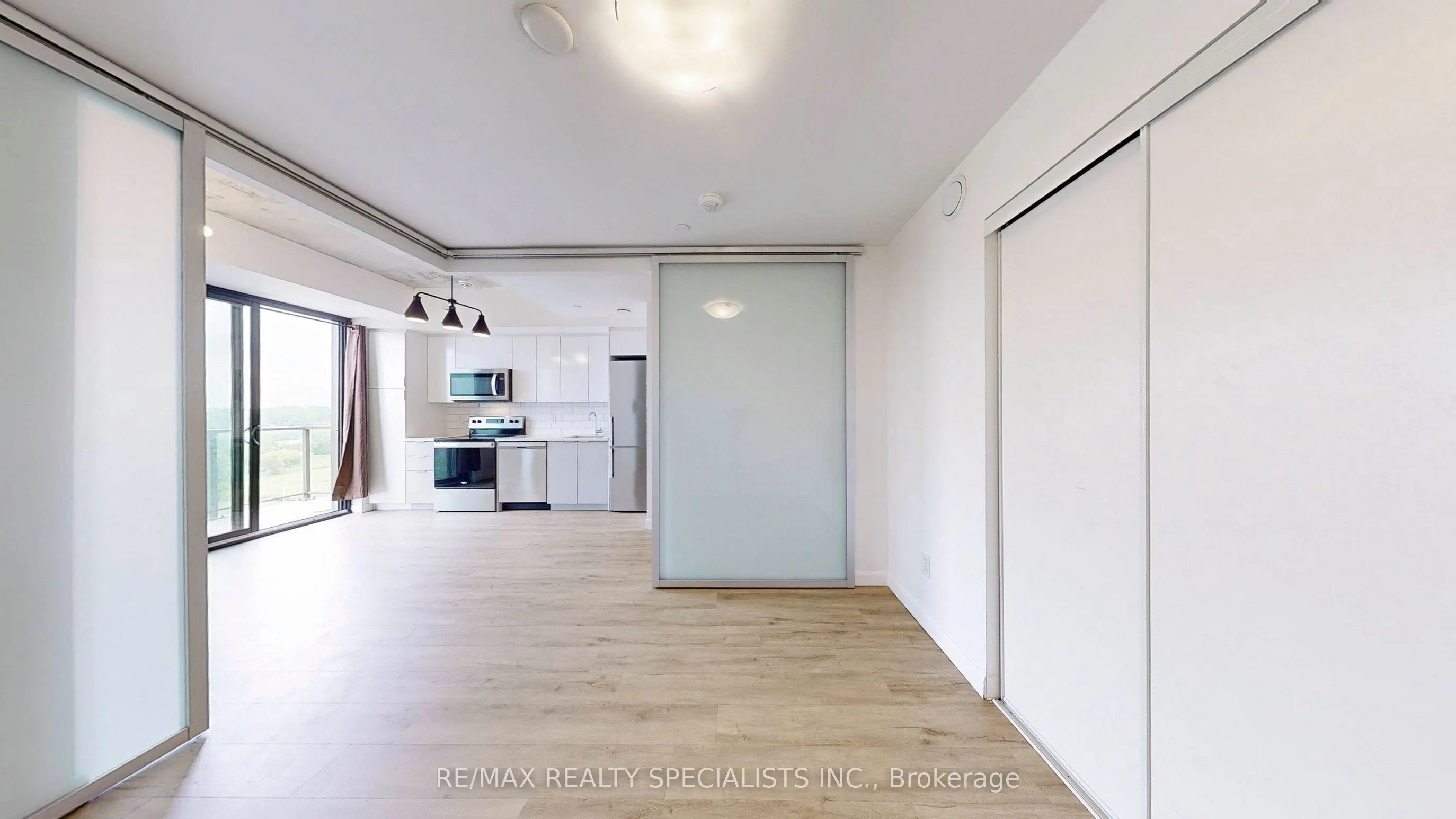 7 ERIE Avenue, #809