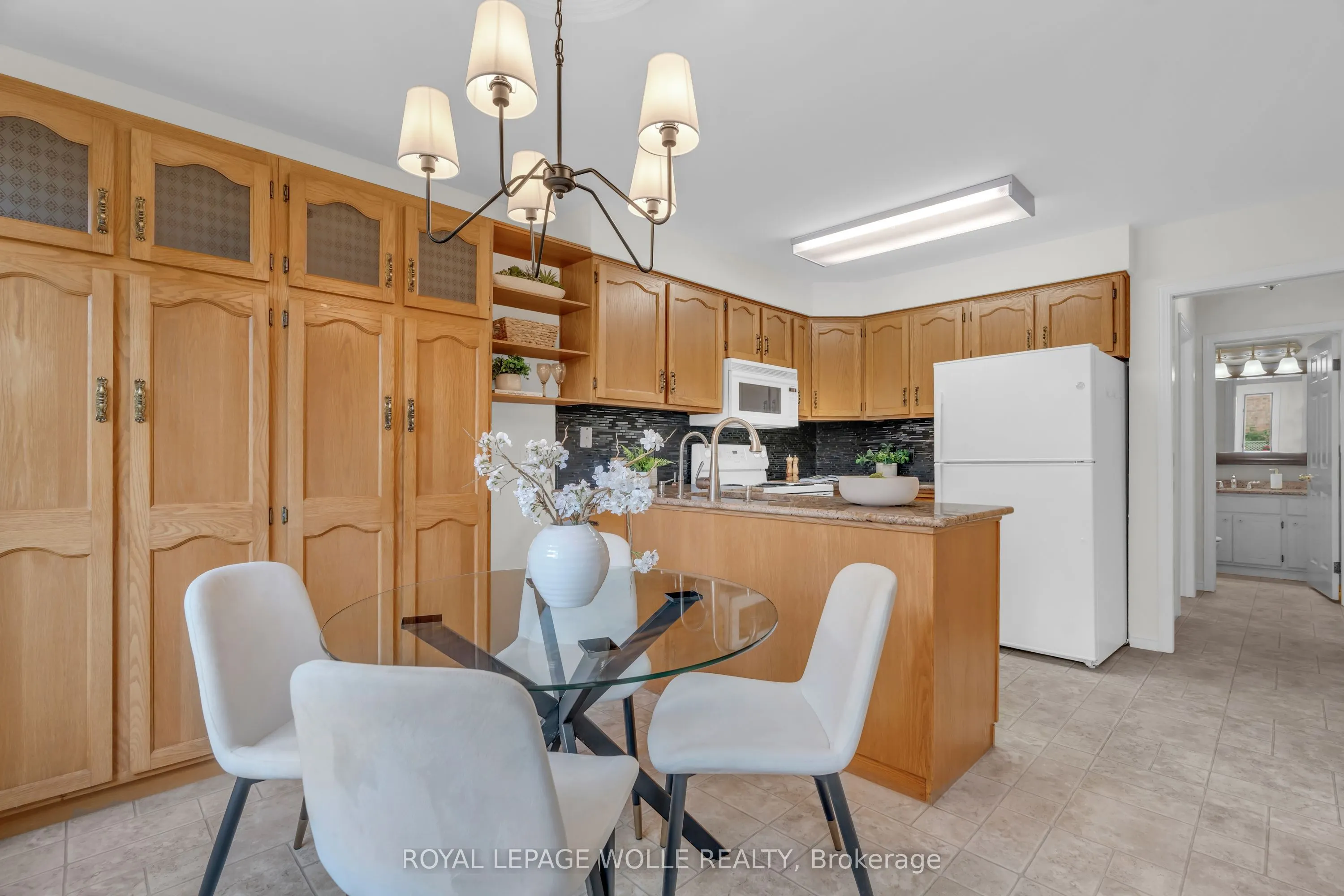 89 Valley Ridge Crescent