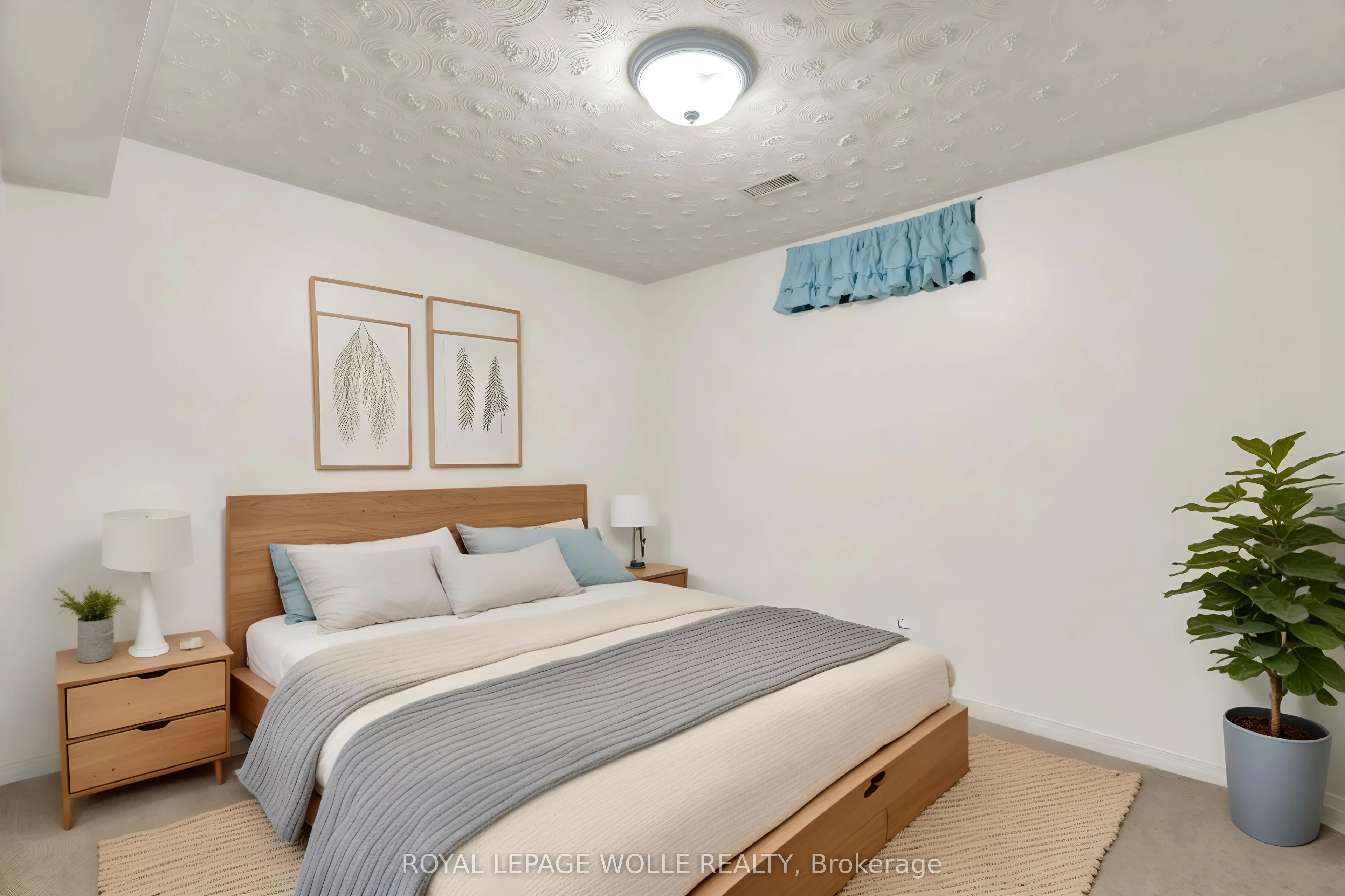 89 Valley Ridge Crescent