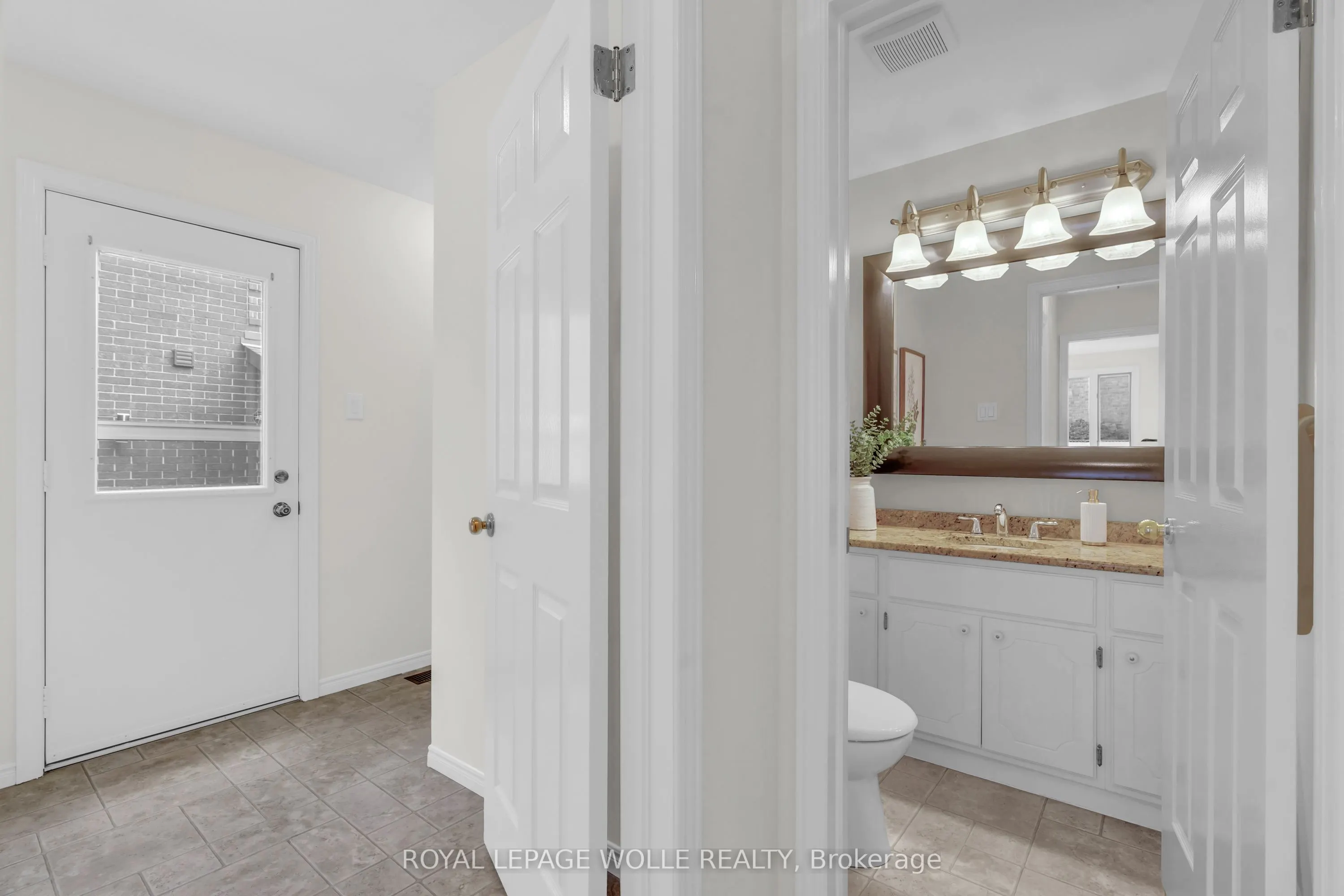 89 Valley Ridge Crescent