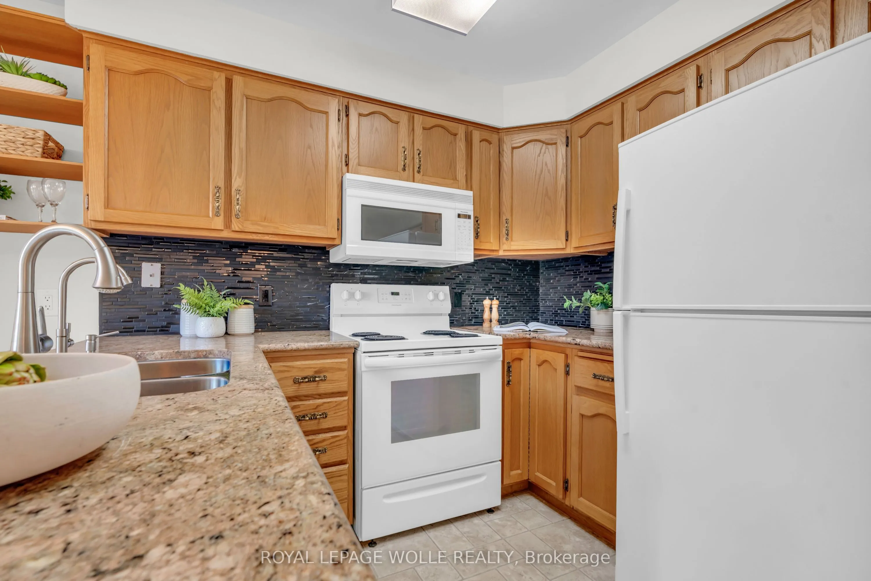 89 Valley Ridge Crescent