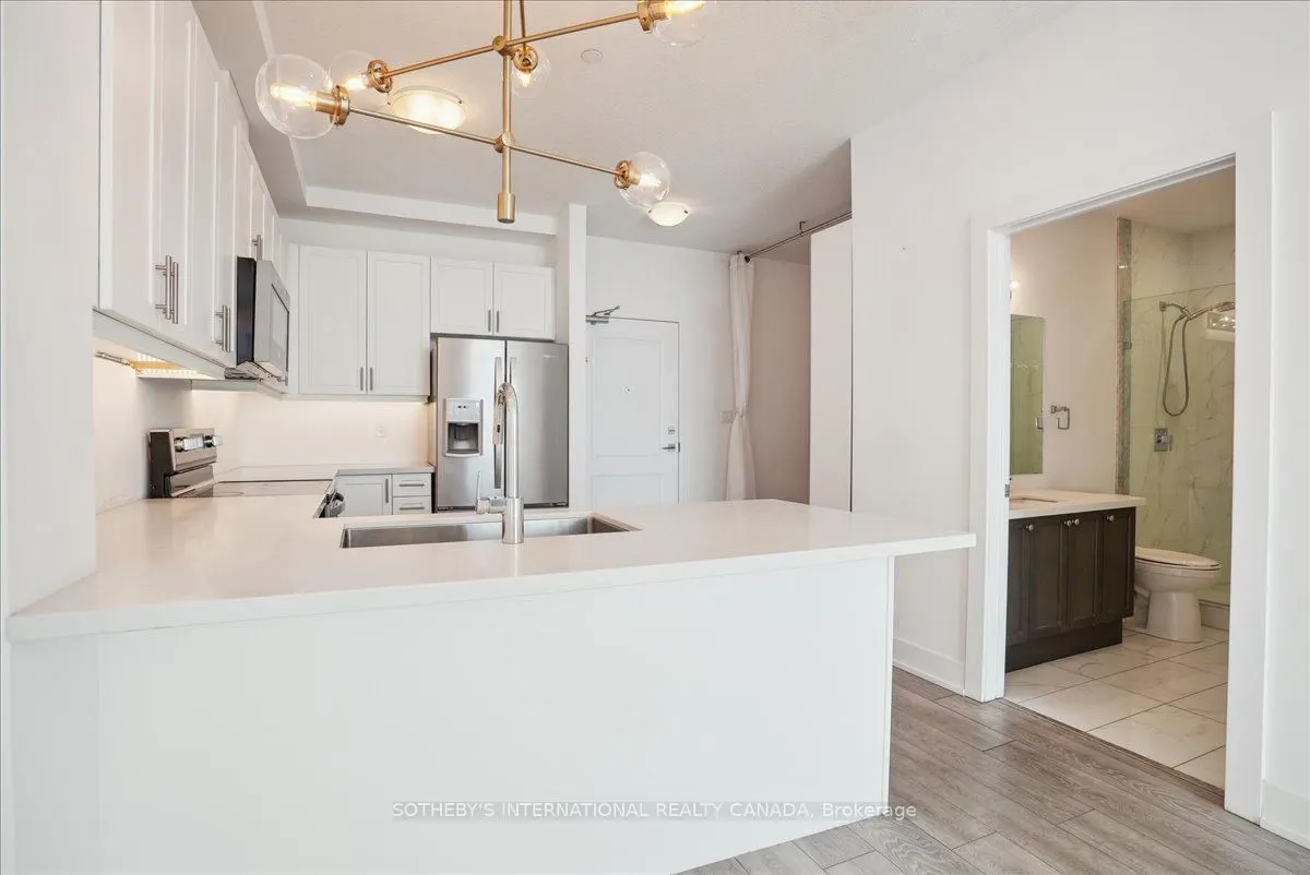 101 Shoreview Place, #633