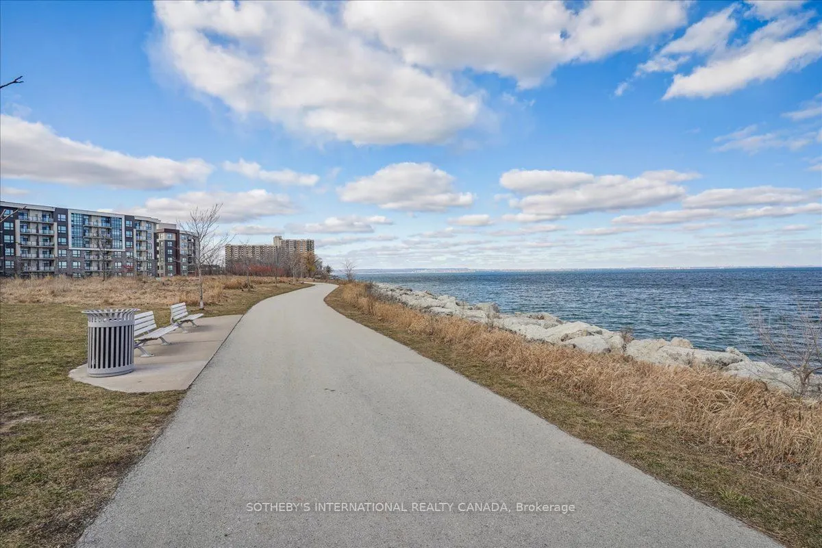 101 Shoreview Place, #633