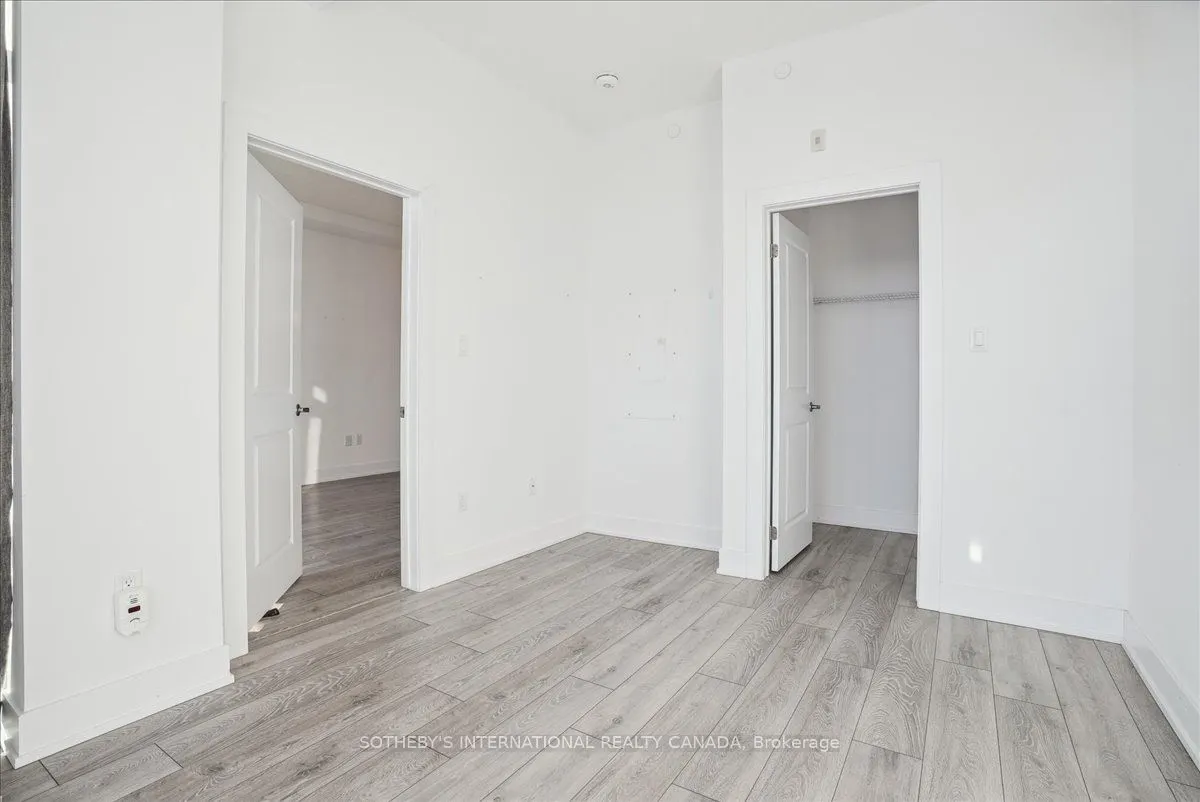 101 Shoreview Place, #633