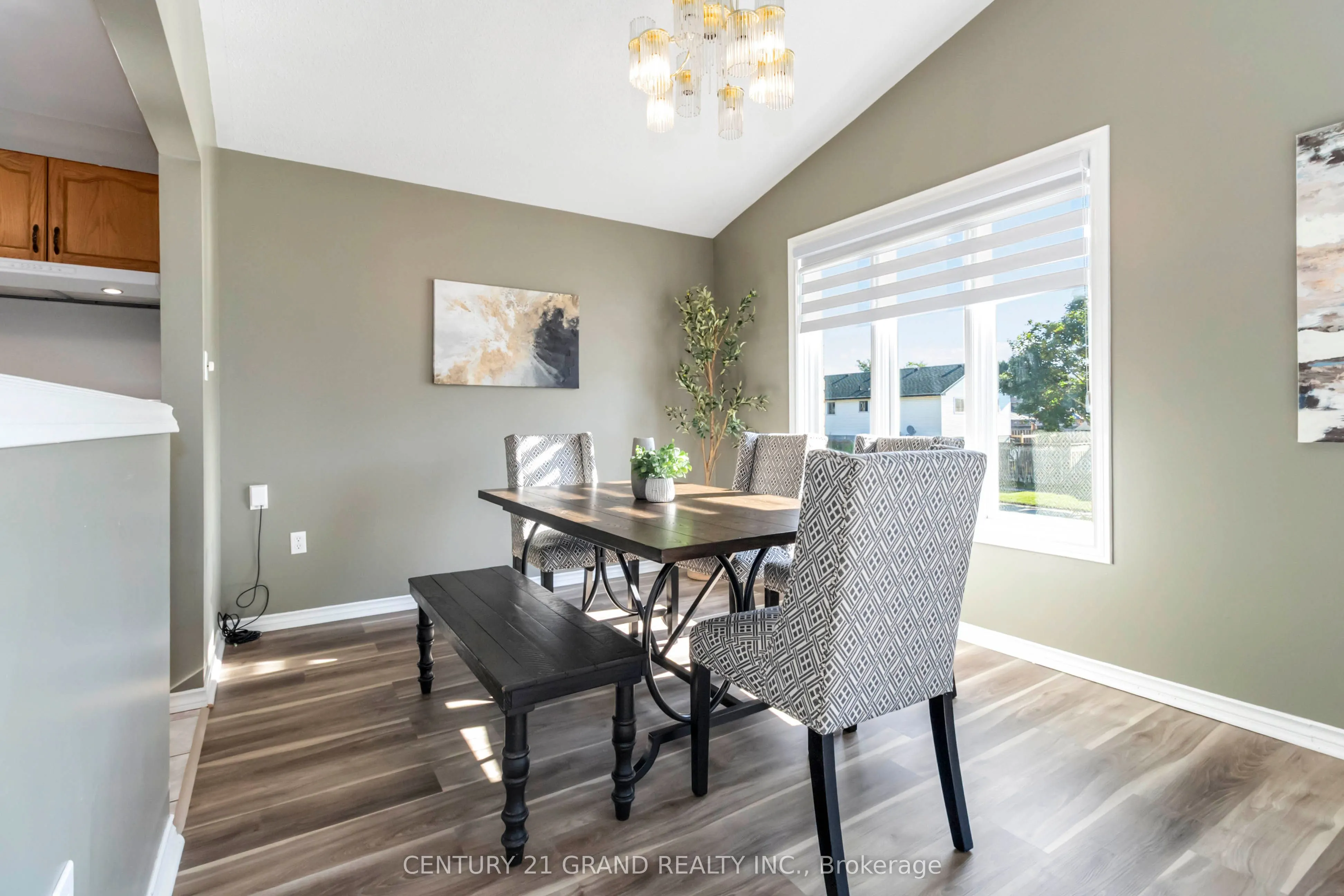 5 Cork Crescent