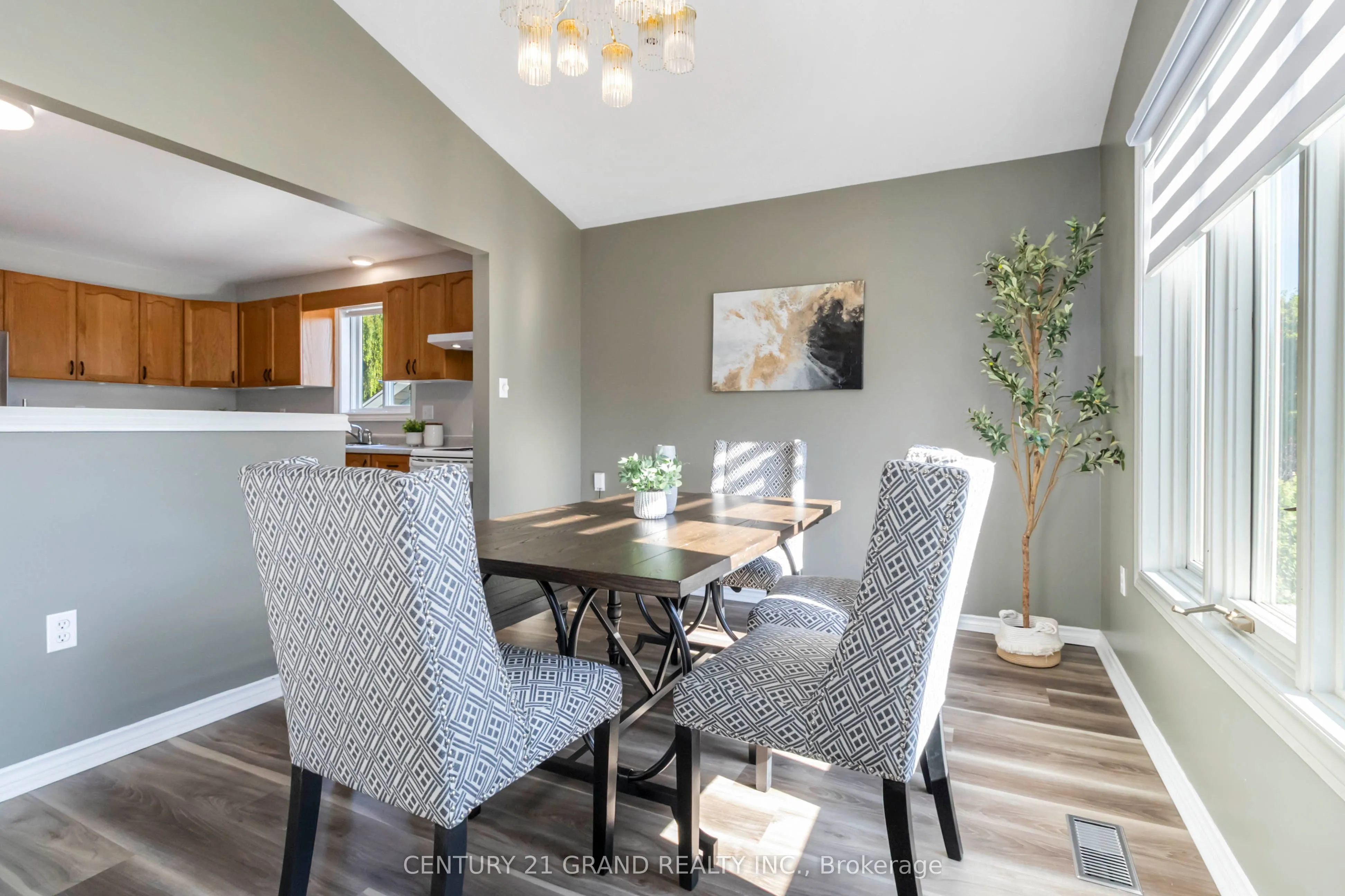 5 Cork Crescent